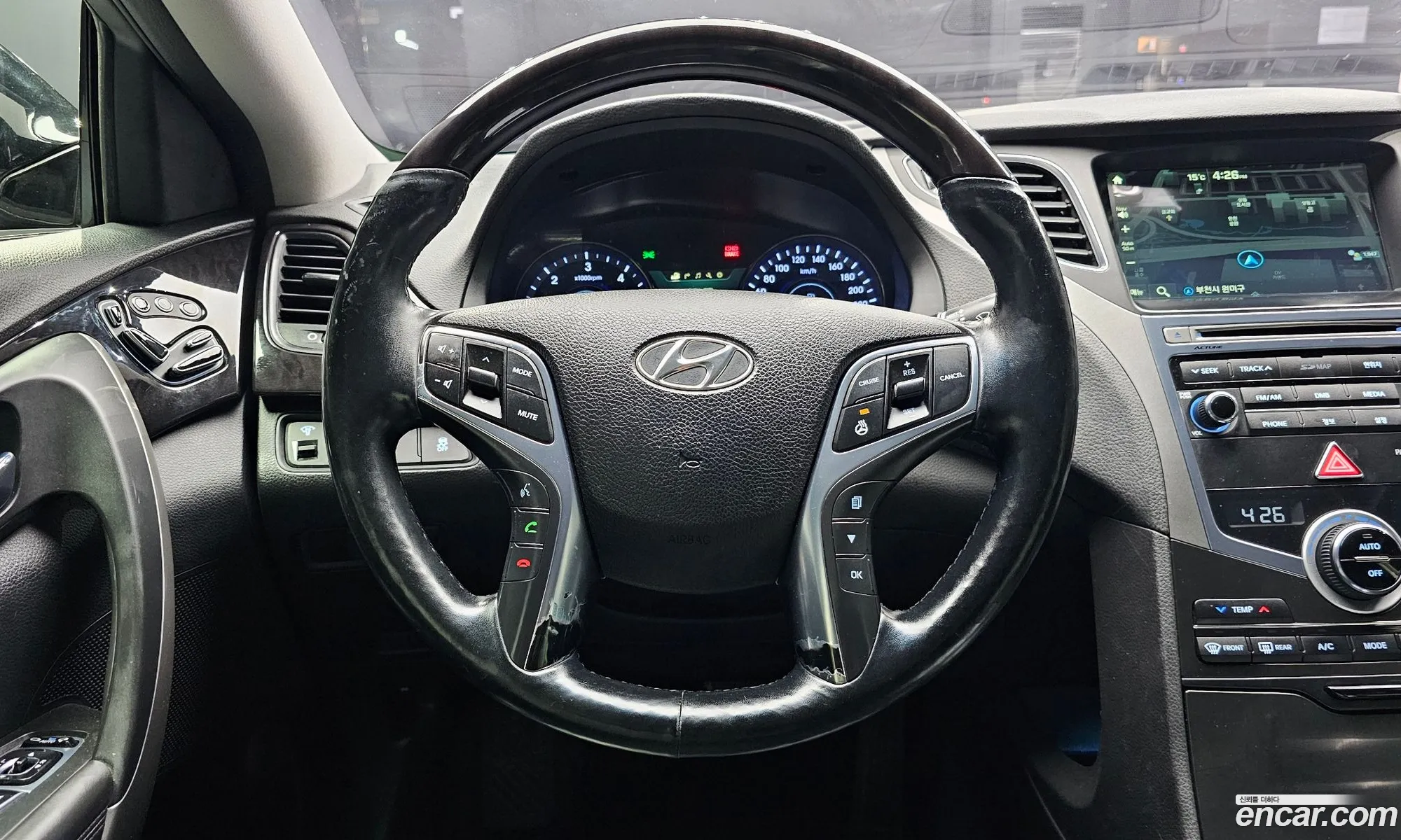 Hyundai Grandeur HG 2014 — 20