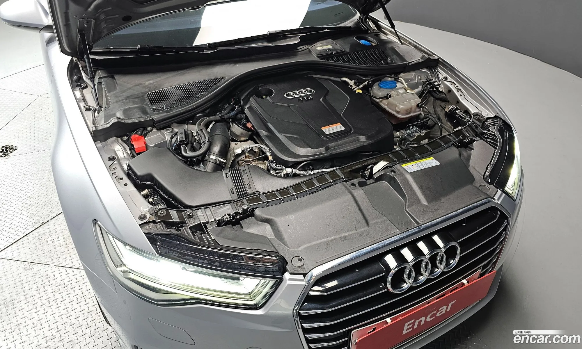 Audi A6 2015 — 16