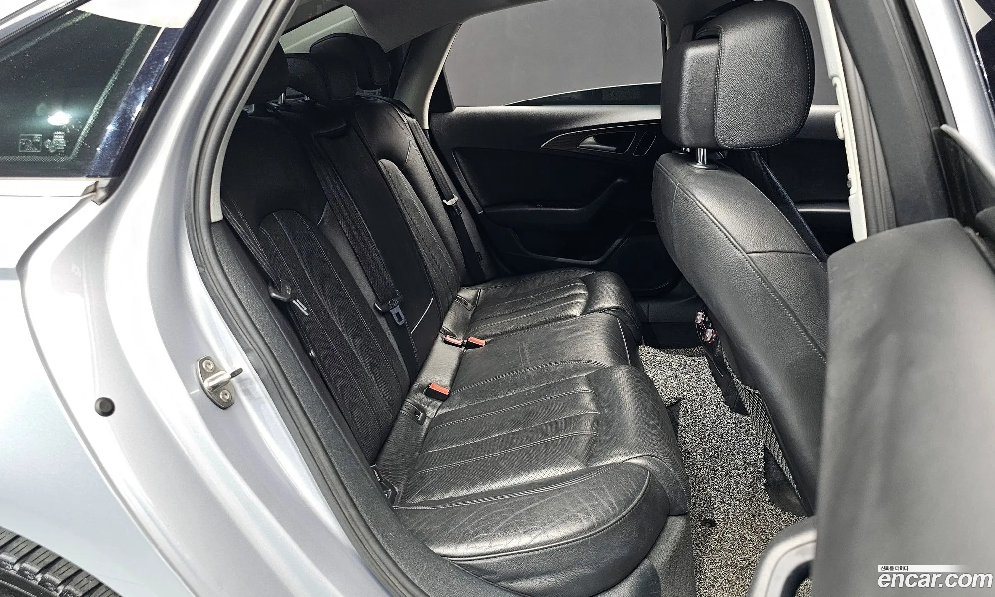 Audi A6 2015 — 18