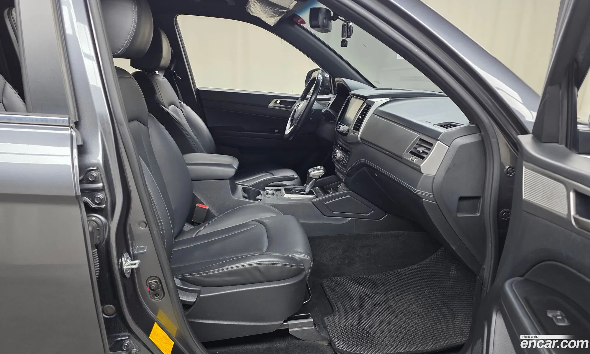 KG Mobility (SsangYong) Rexton Sports Khan 2019 — 6