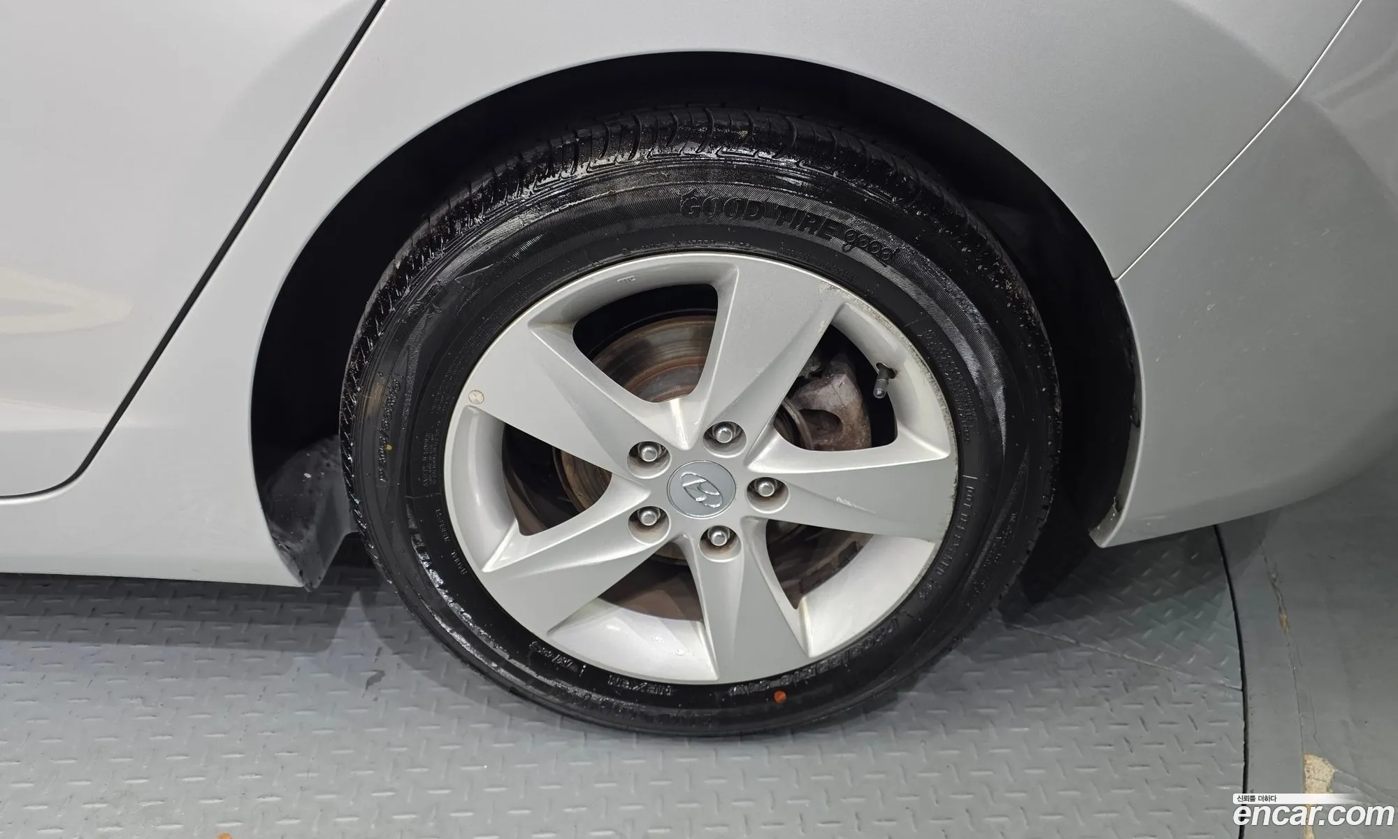 Hyundai Elantra MD 2011 — 20