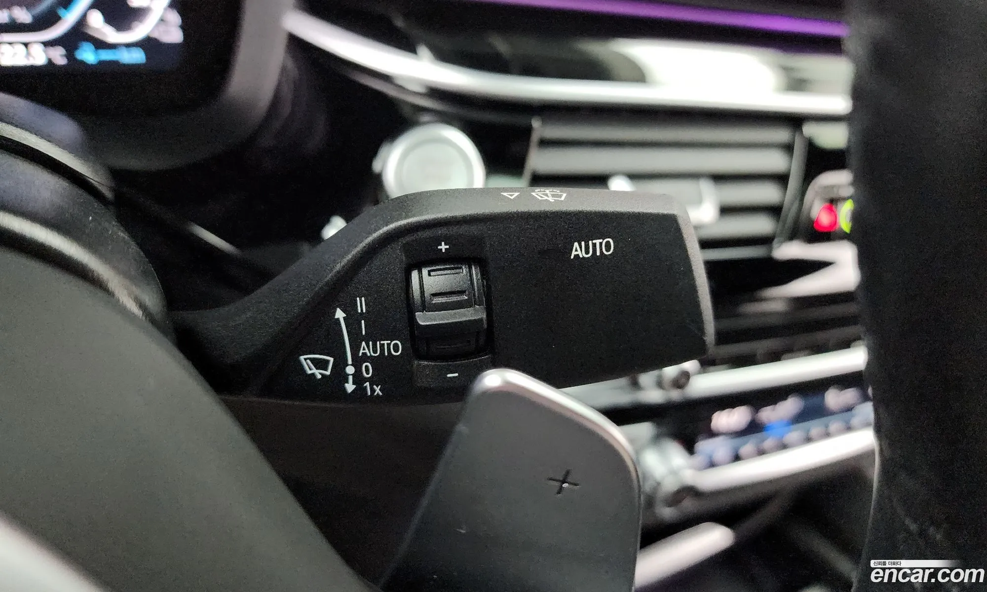 BMW 5 Series 2023 — 26