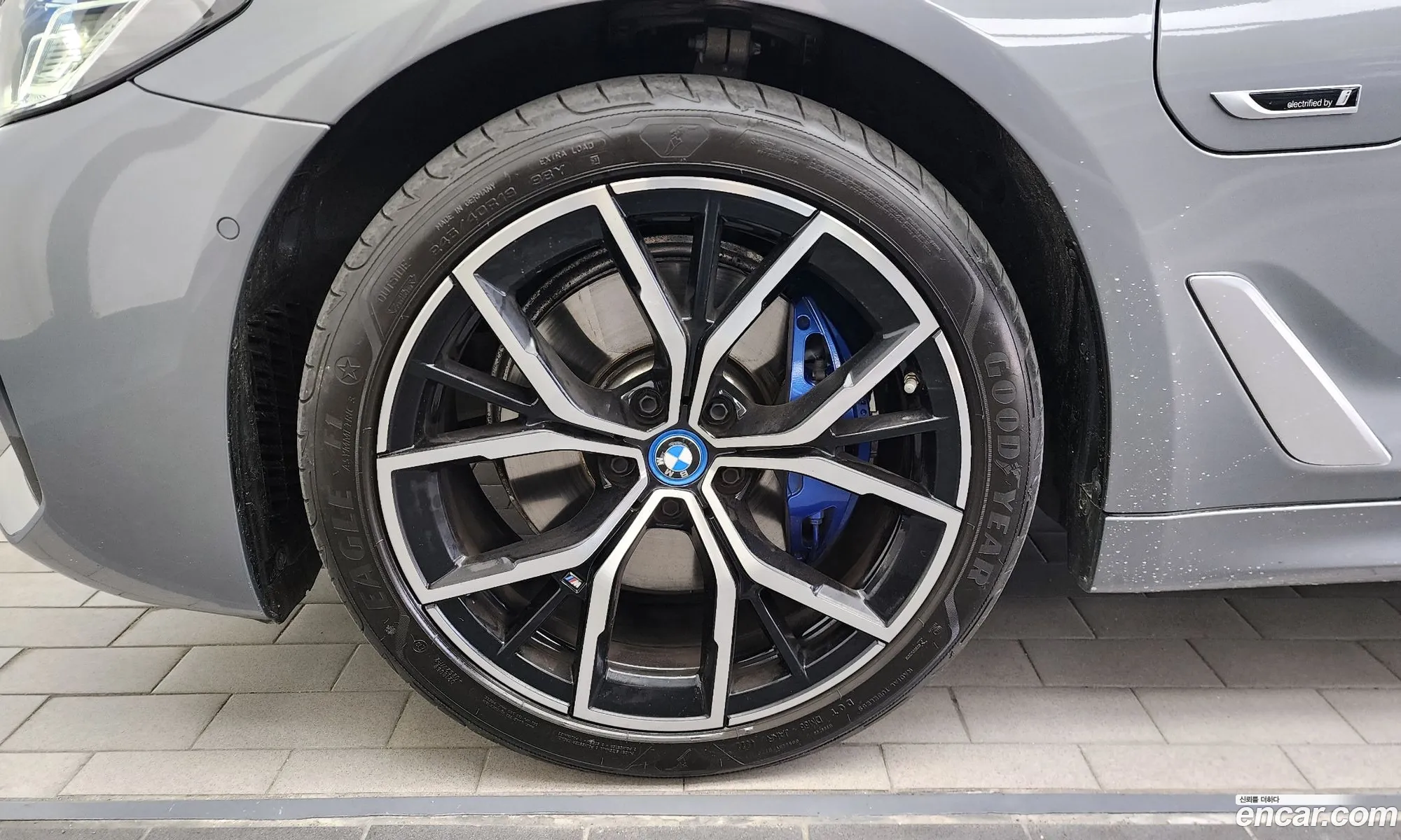 BMW 5 Series 2023 — 18