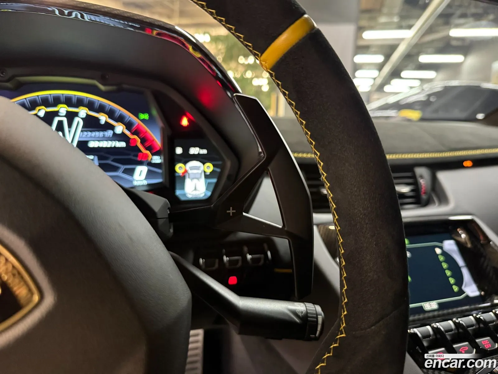 Lamborghini Aventador 2021 — 6