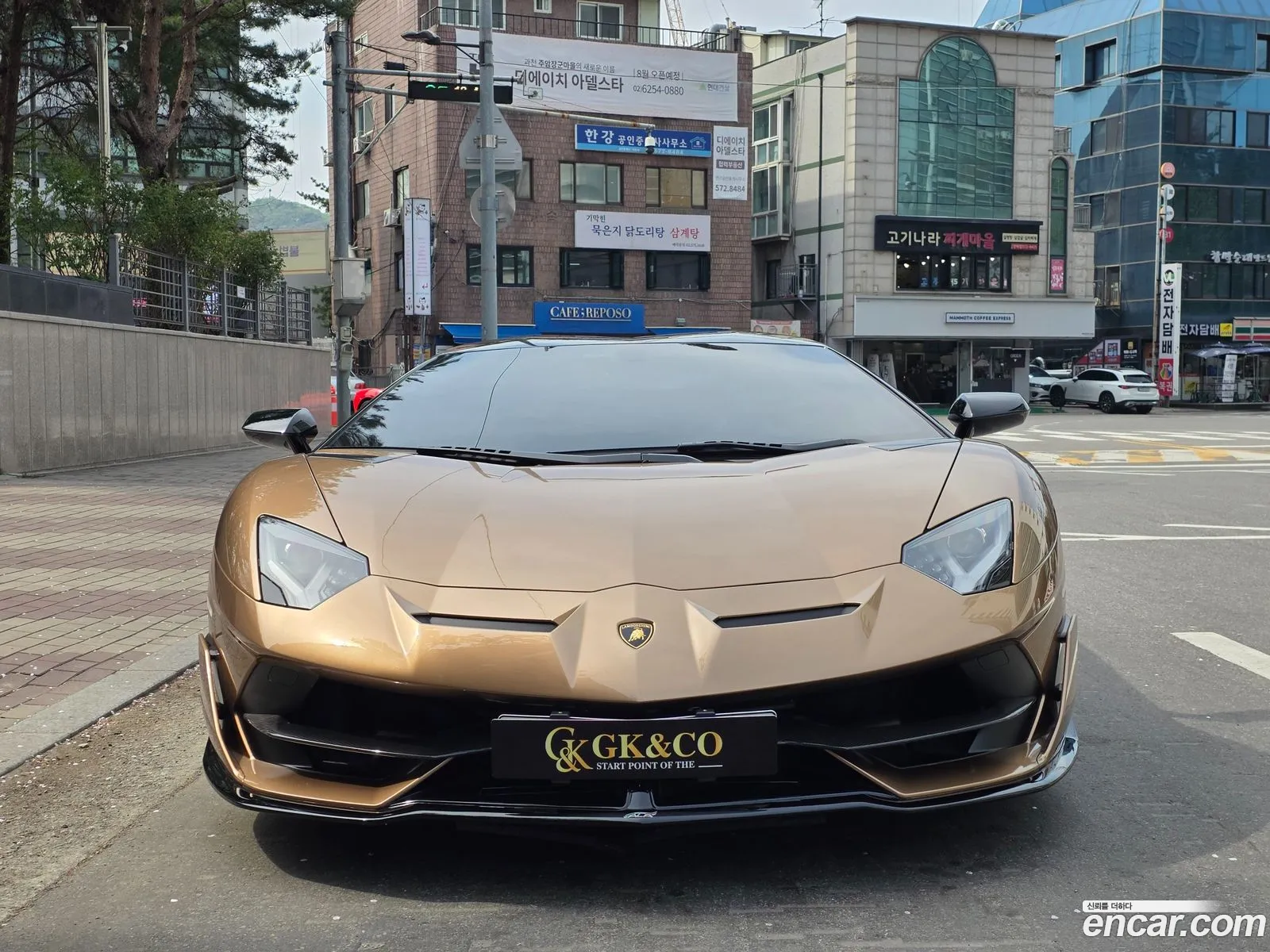 Lamborghini Aventador 2021 — 14