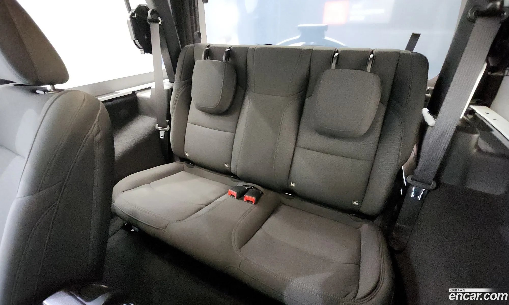 Jeep Wrangler 2019 — 18