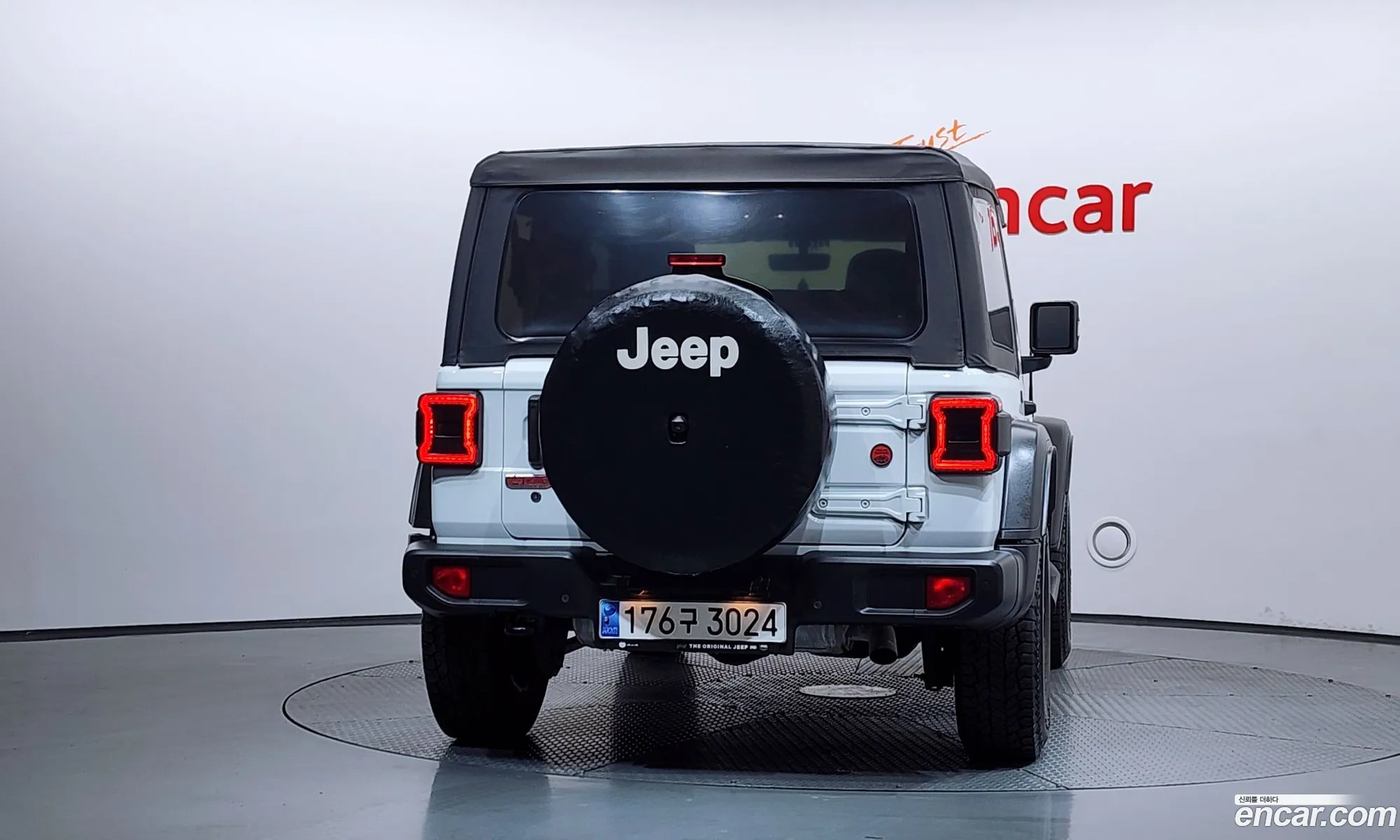 Jeep Wrangler 2019 — 17