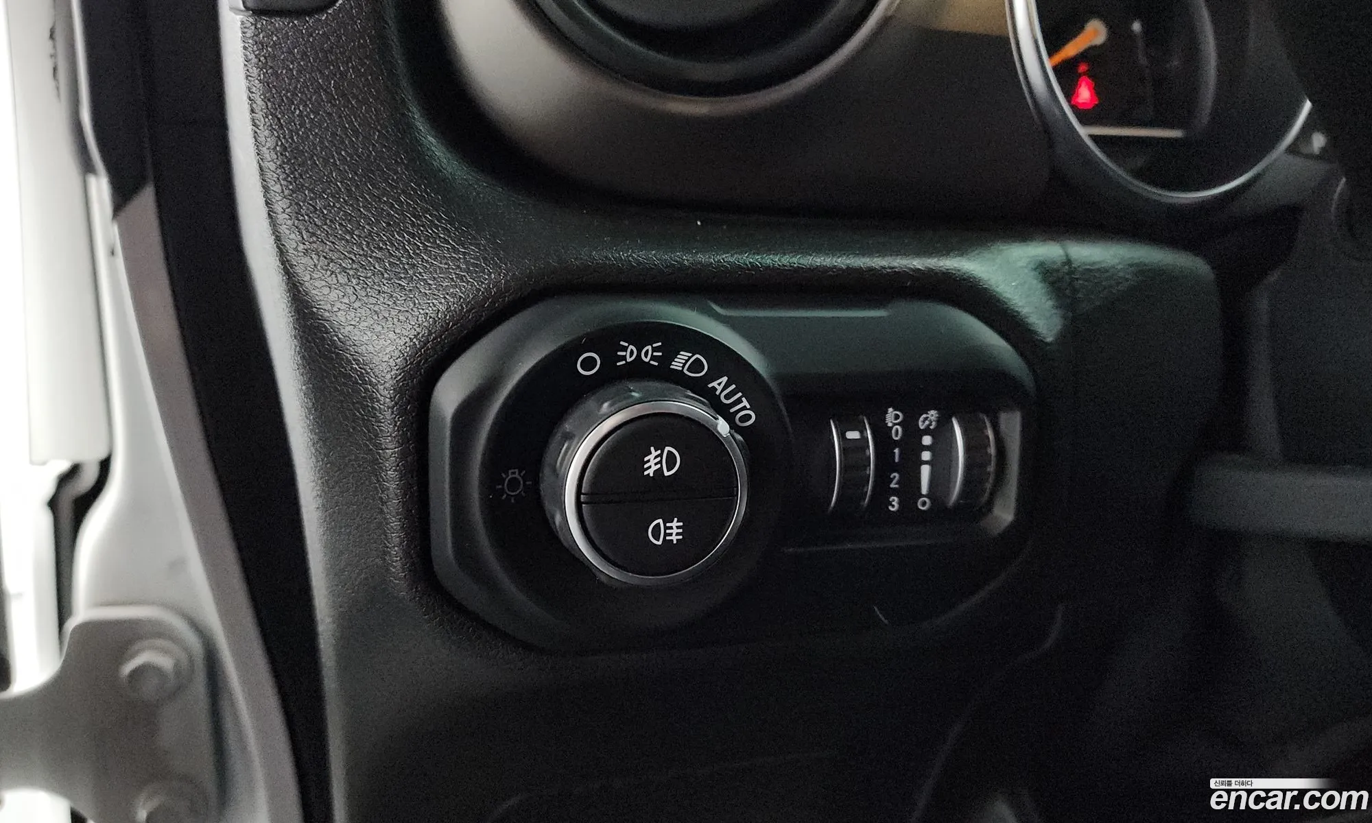 Jeep Wrangler 2019 — 12