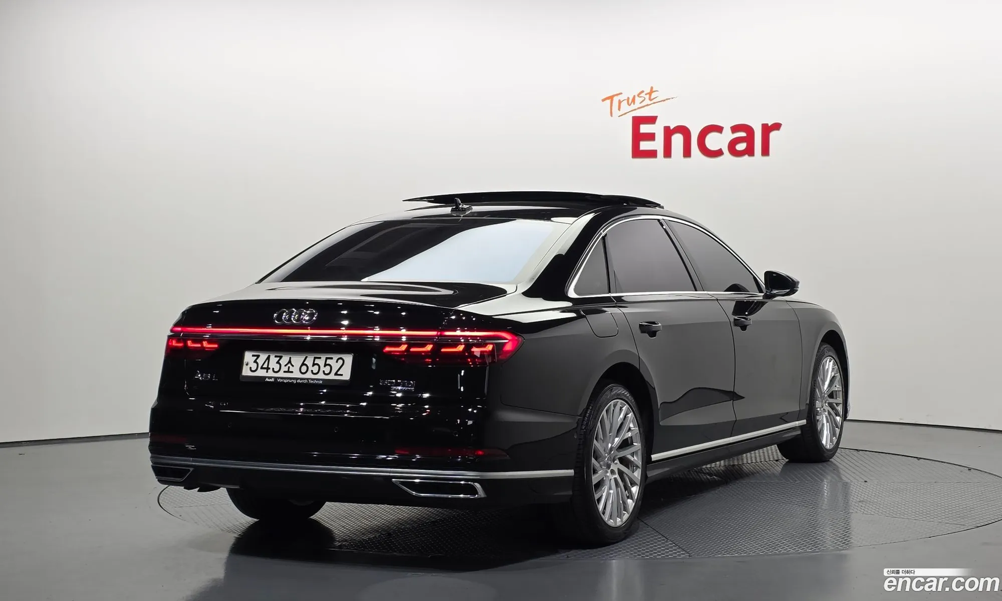 Audi A8 2020 — 35