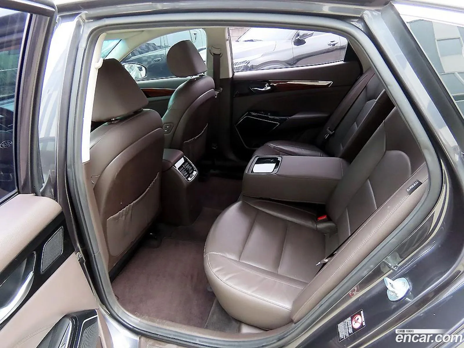 Kia K7 2016 — 18