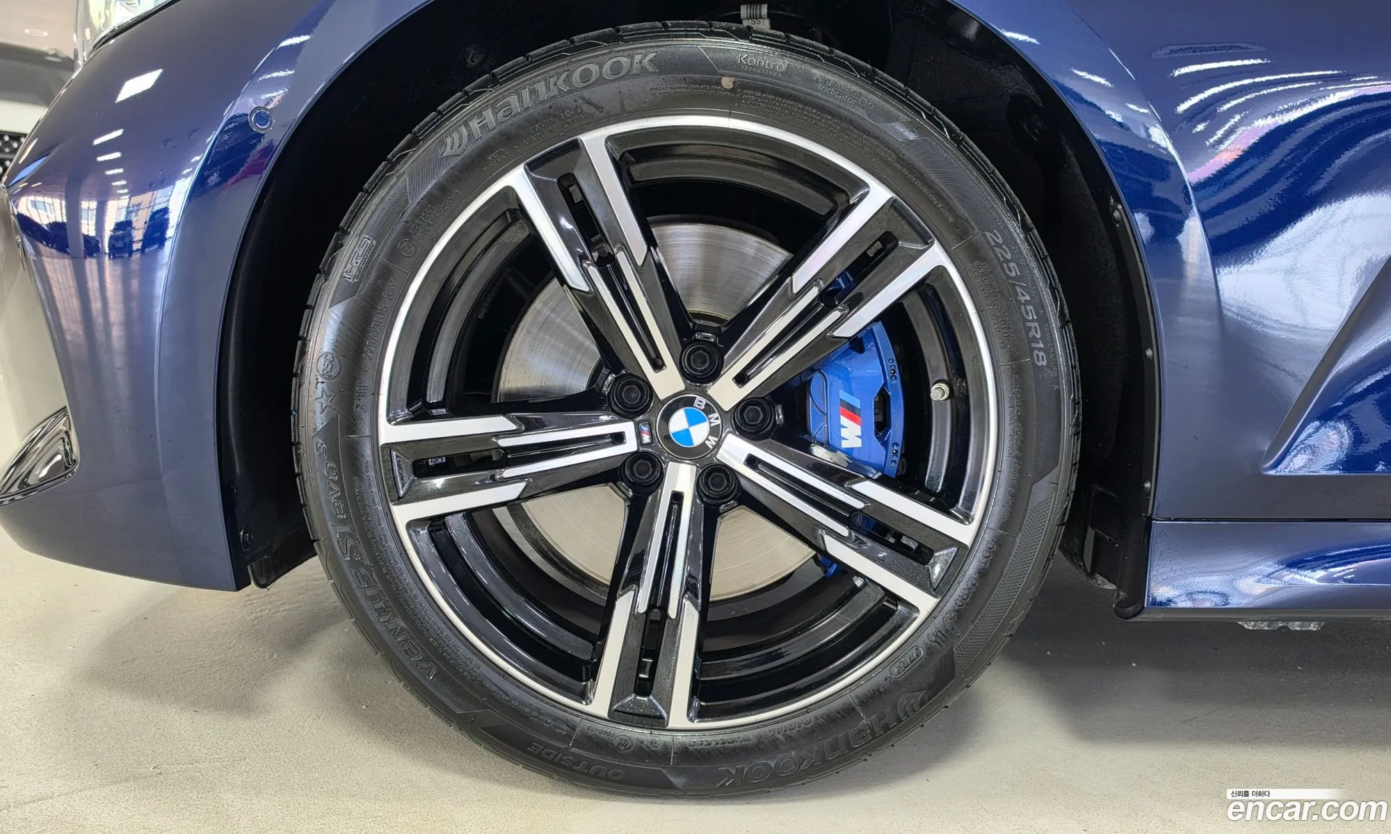 BMW 3 Series 2025 — 17