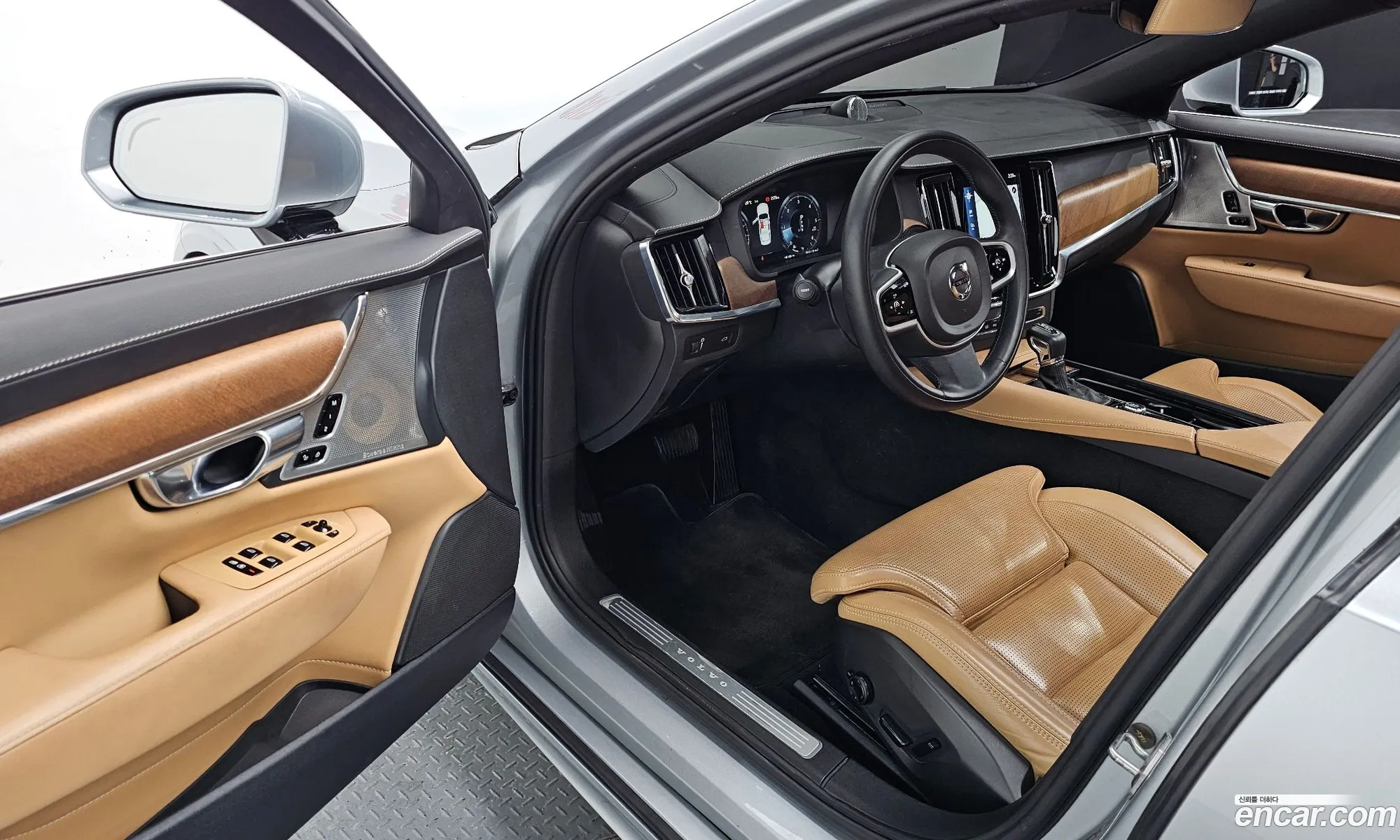 Volvo S90 2019 — 19
