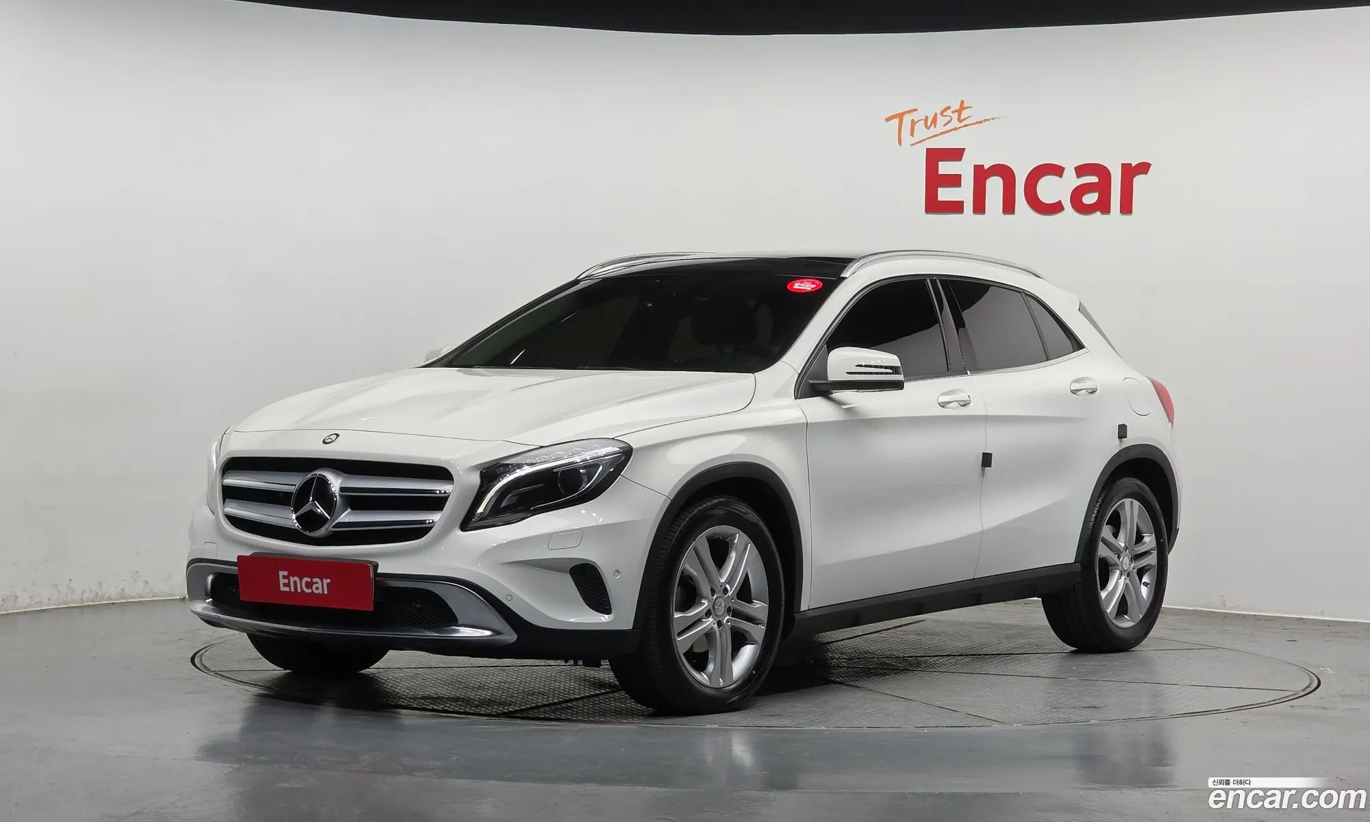 Mercedes-Benz GLA-Class X156 2015 — 15