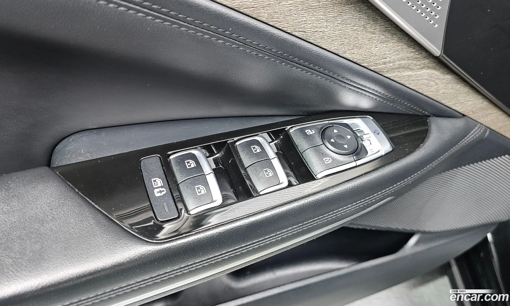 Kia K8 2021 — 18