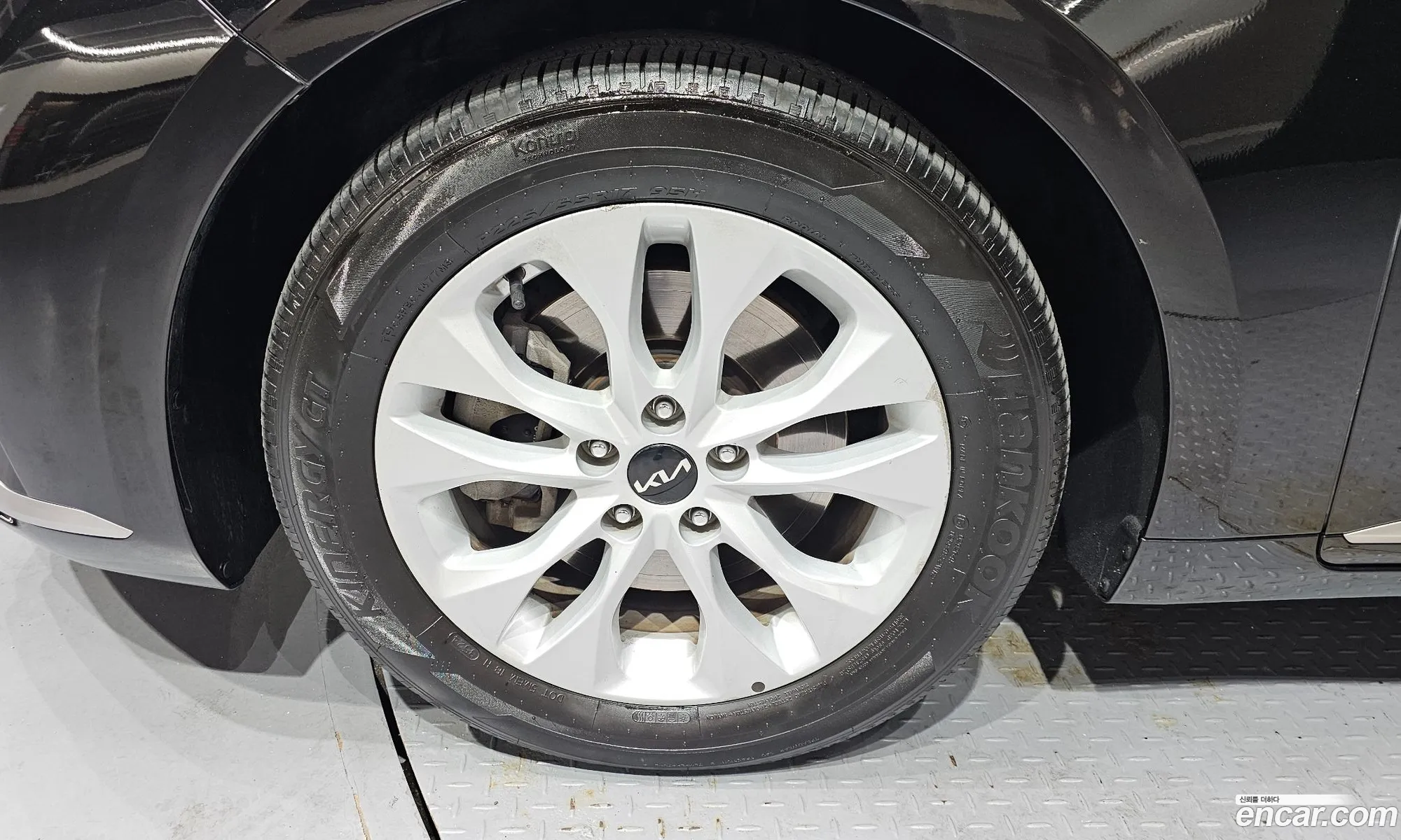 Kia K8 2021 — 15