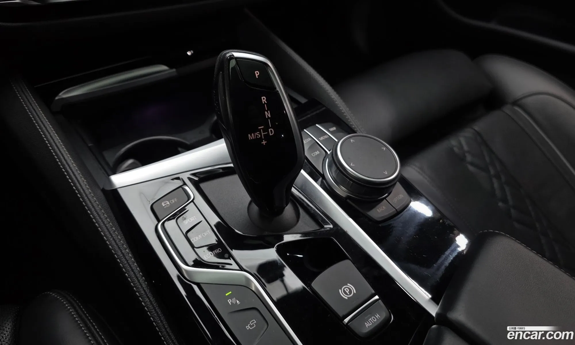 BMW 5 Series 2019 WBAJD3104KB317941 — 13