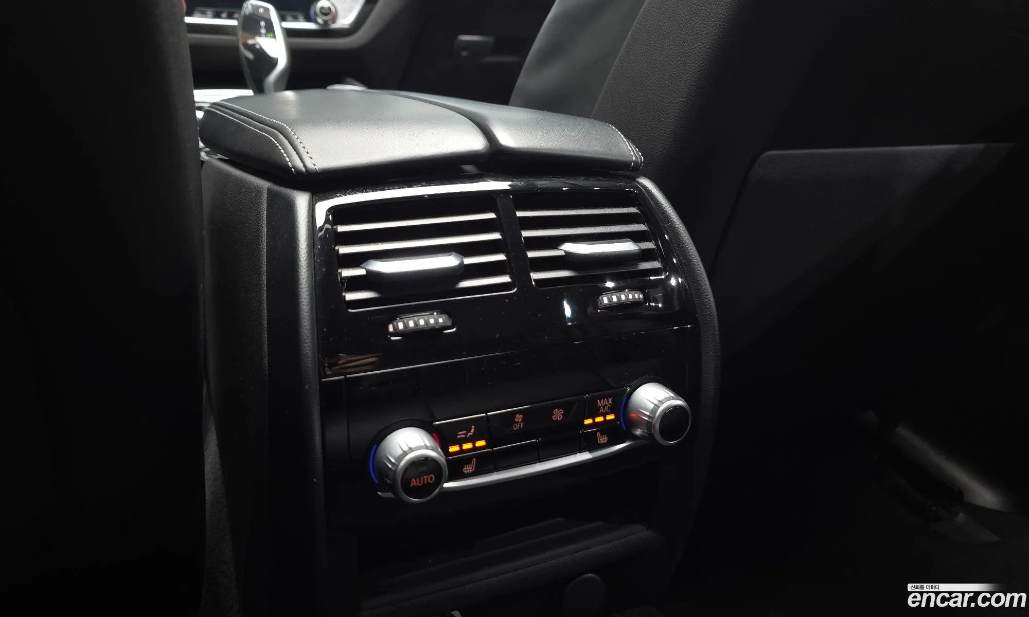 BMW 5 Series 2019 WBAJD3104KB317941 — 19