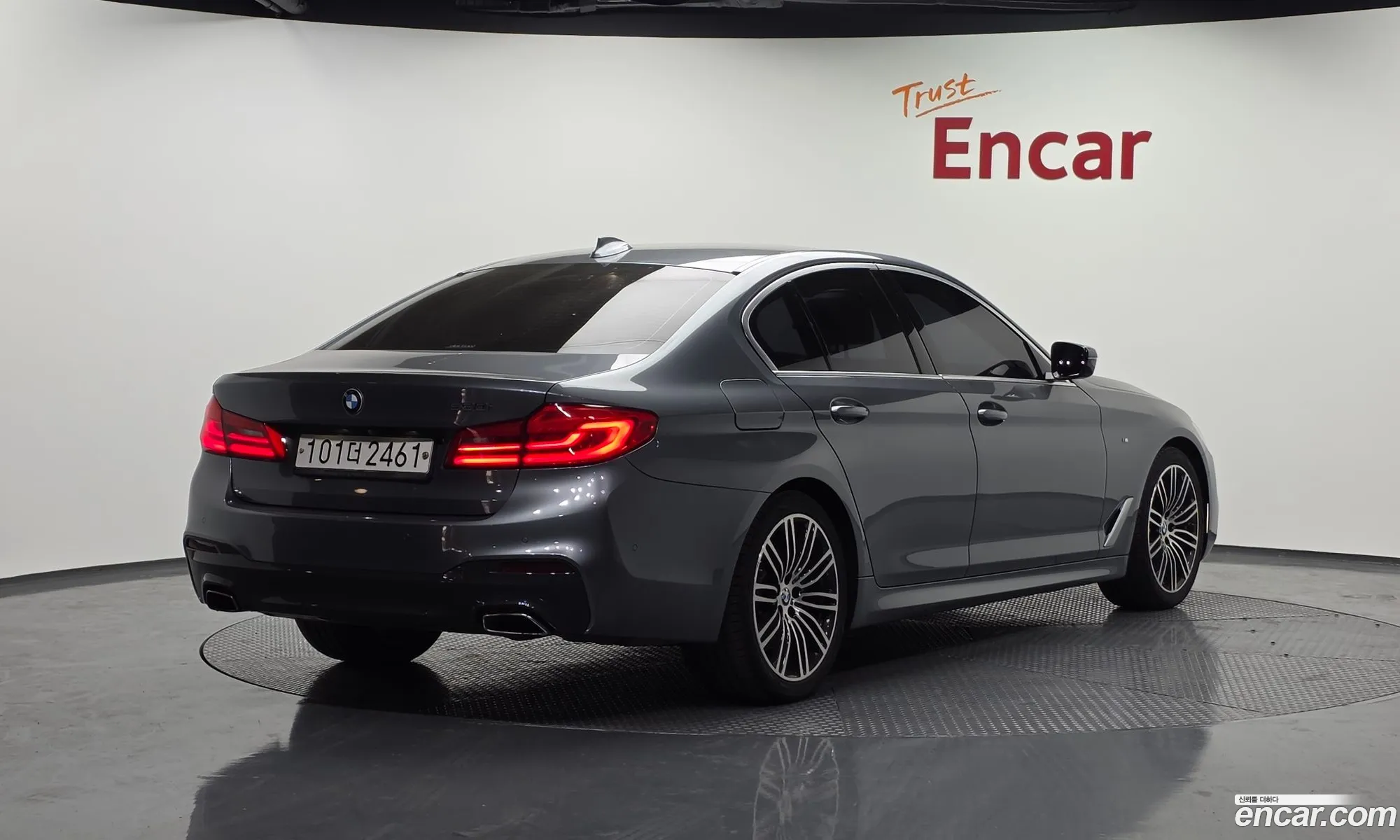 BMW 5 Series 2019 WBAJD3104KB317941 — 23
