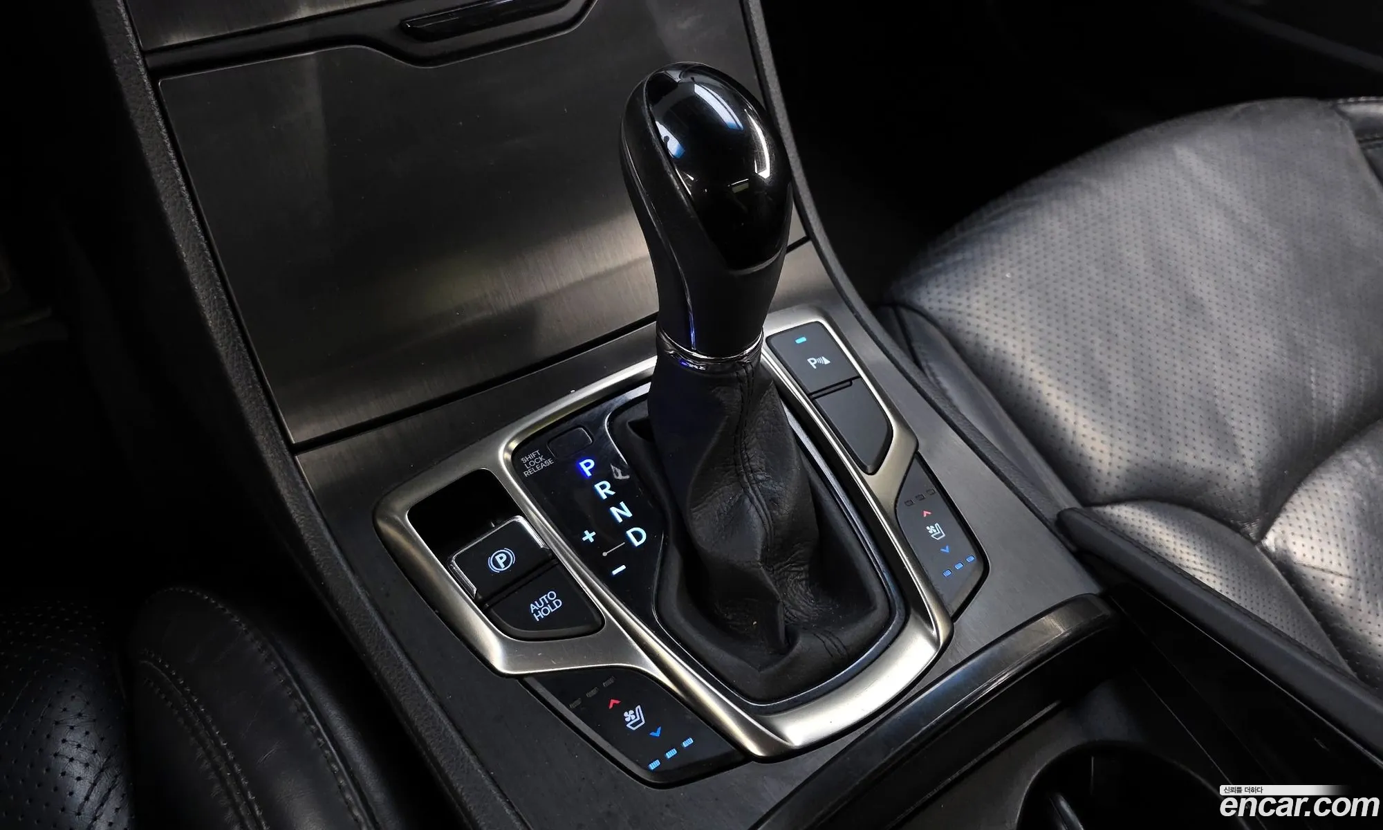 Hyundai Grandeur HG 2014 — 13