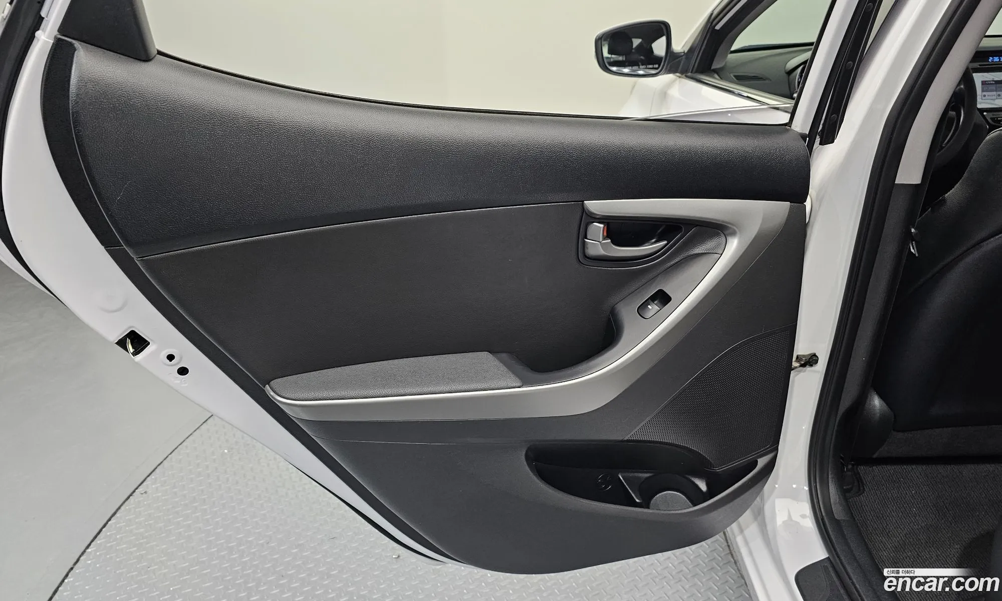 Hyundai Elantra 2014 — 25