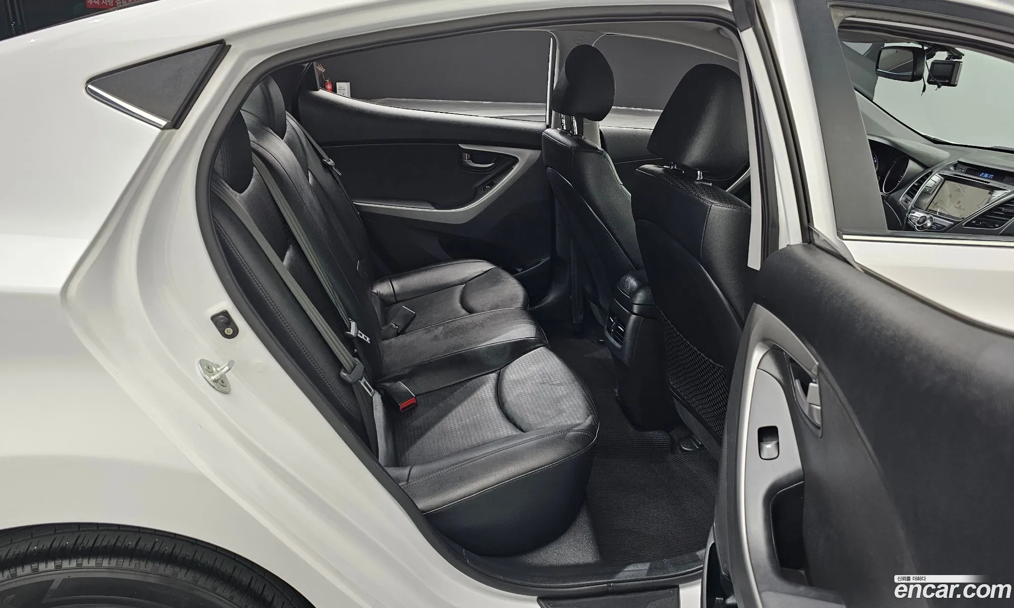 Hyundai Elantra 2014 — 4