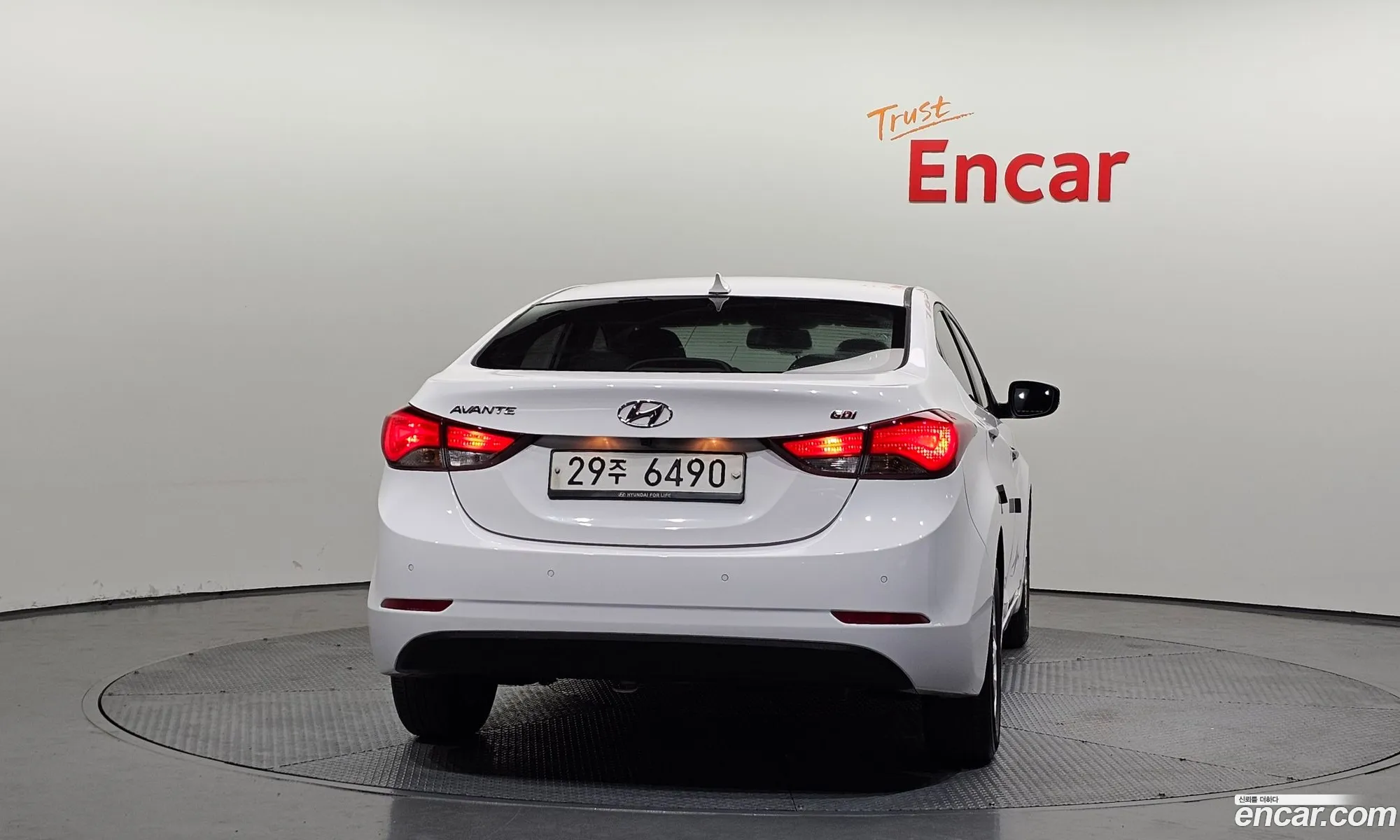 Hyundai Elantra 2014 — 29