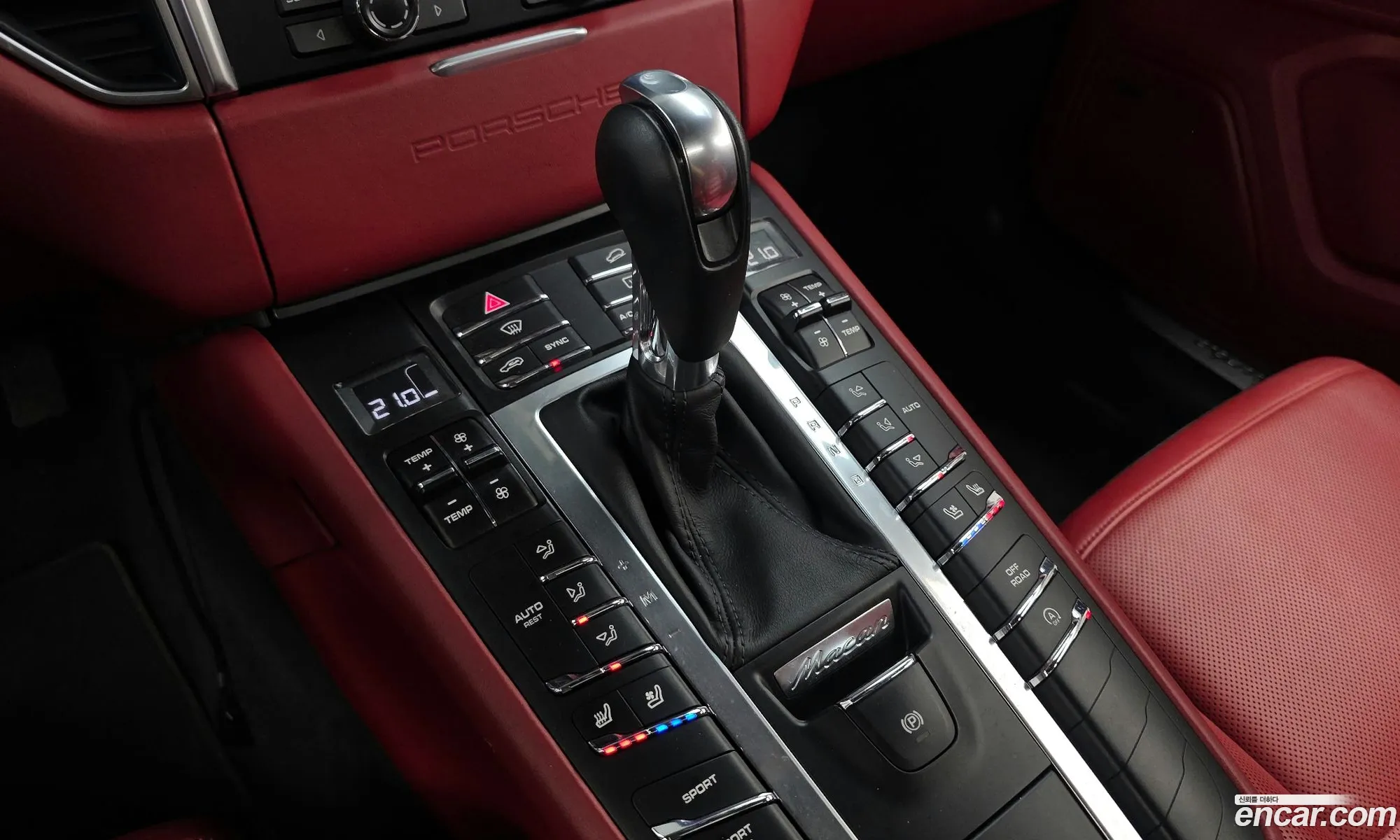 Porsche Macan 2014 WP1AF2954FLB95264 — 4