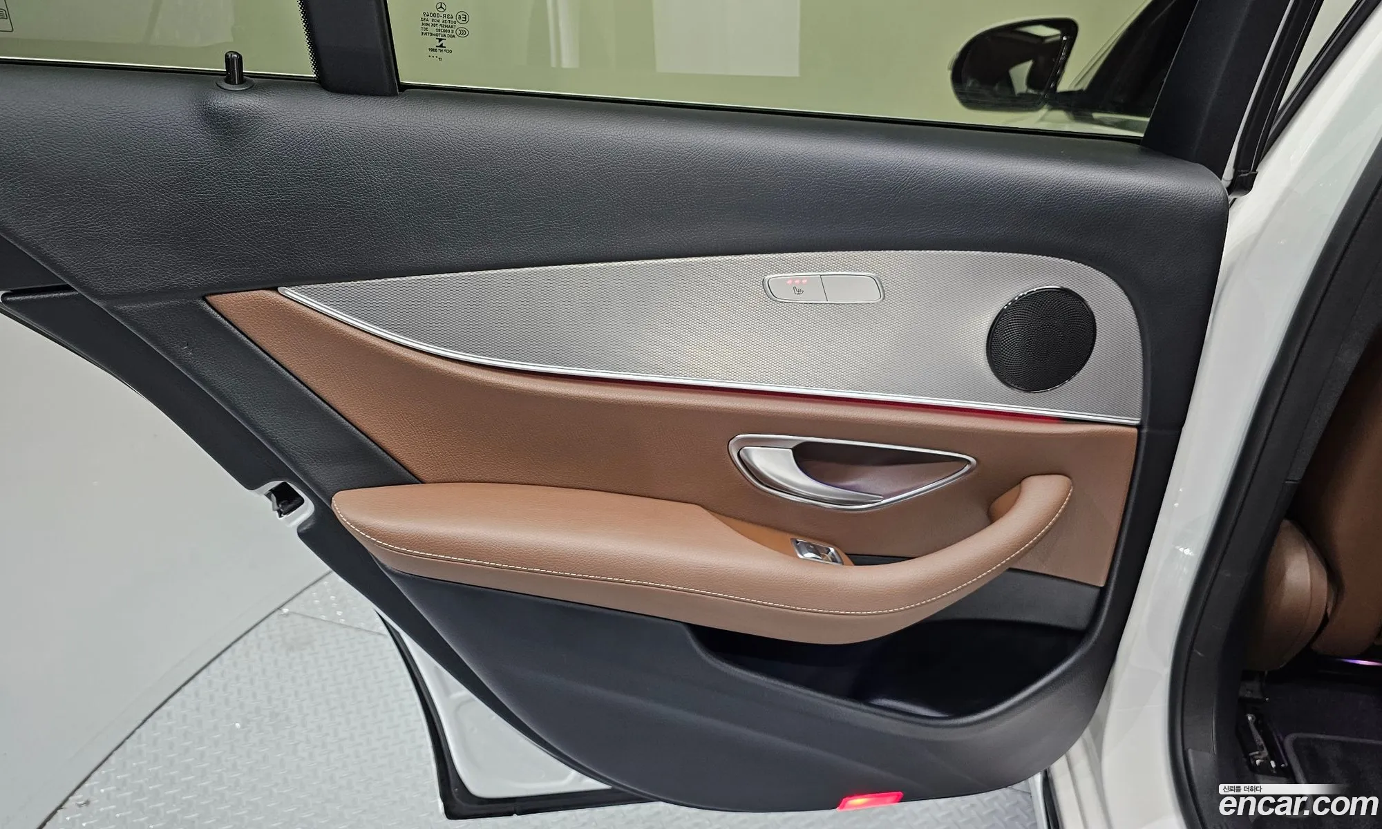 Mercedes-Benz E-Class W213 2018 — 15