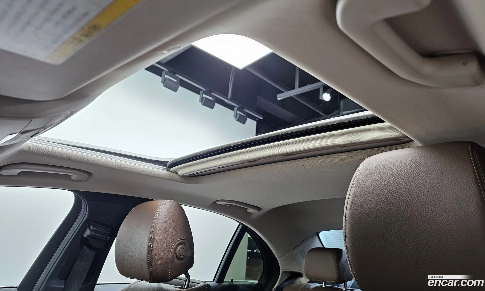 Mercedes-Benz E-Class W213 2018 — 29
