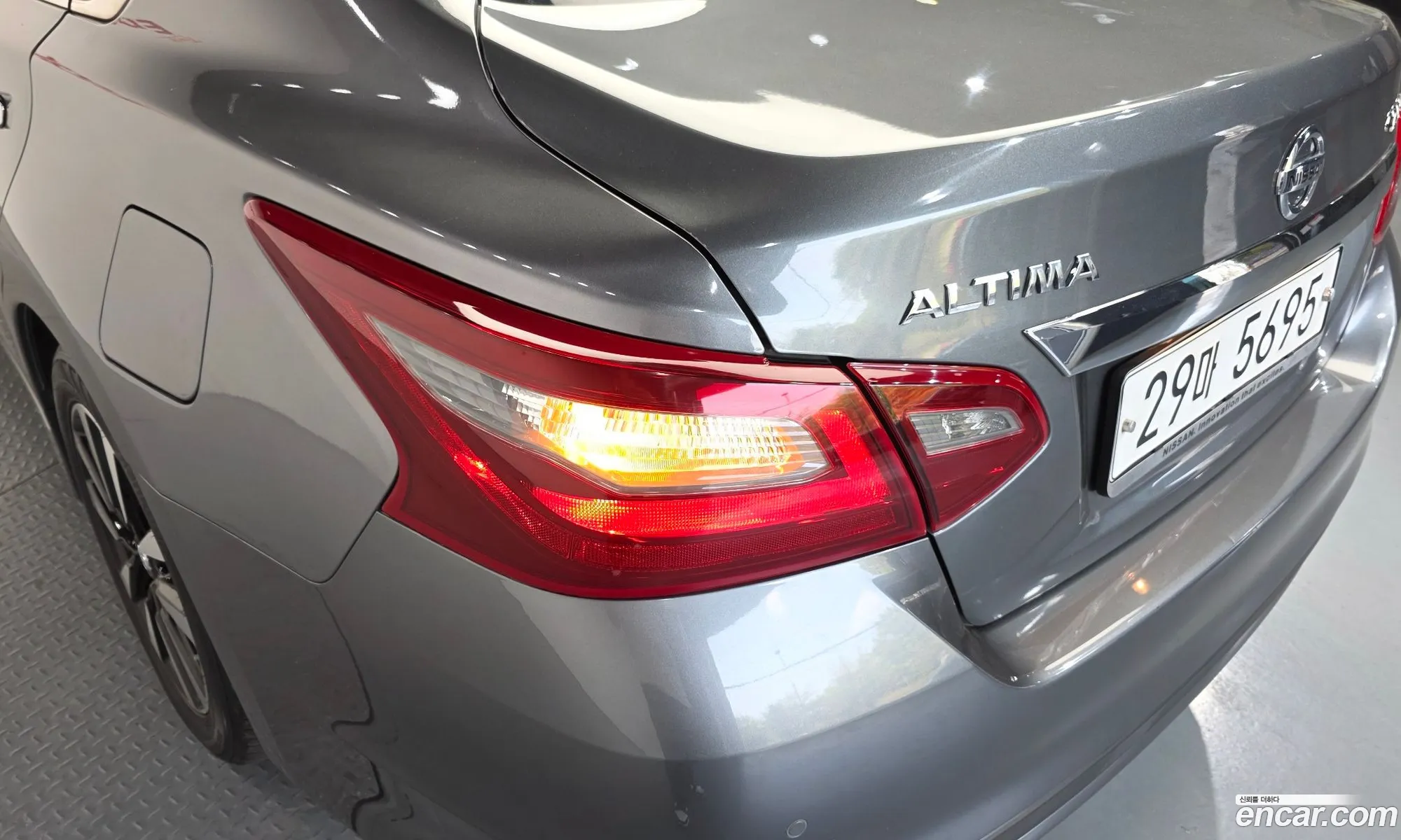 Nissan Altima 2018 — 14