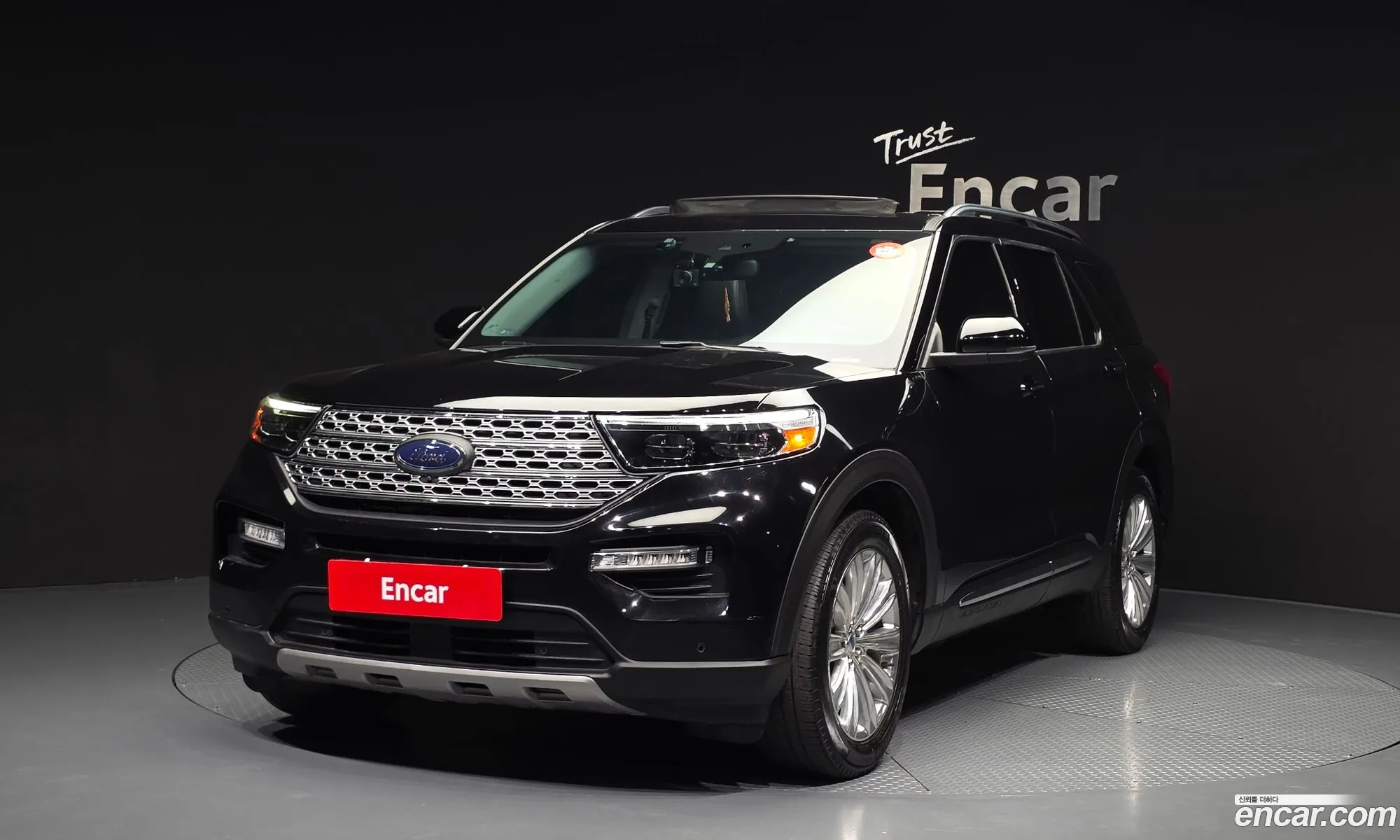Ford Explorer 6th Gen 2021 — 31