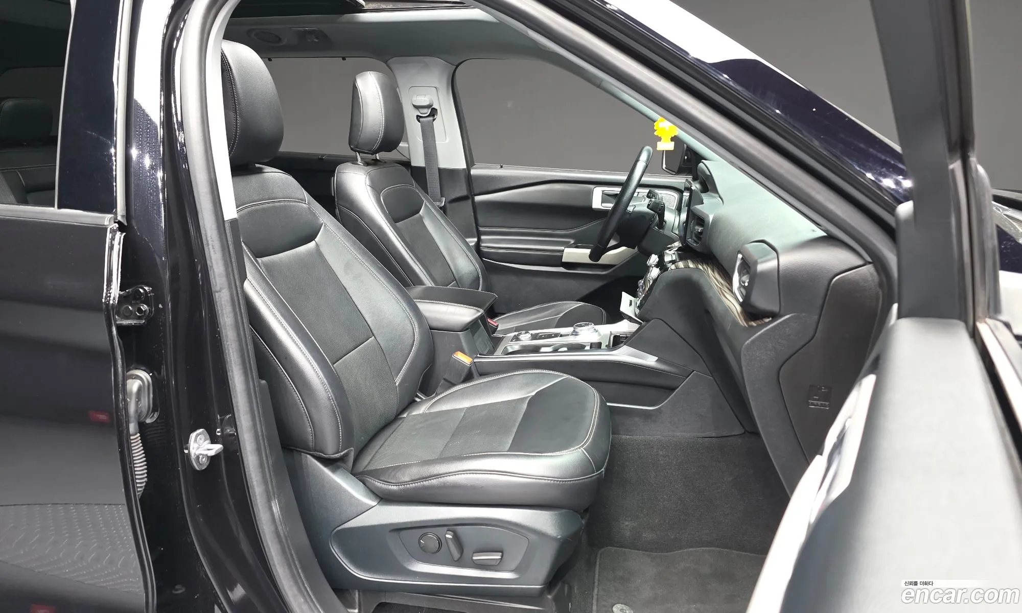 Ford Explorer 6th Gen 2021 — 9