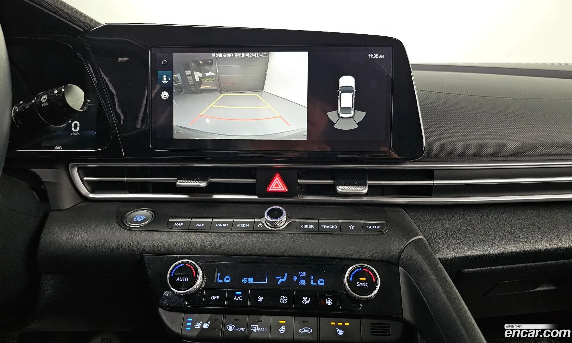Hyundai Elantra 2022 — 26