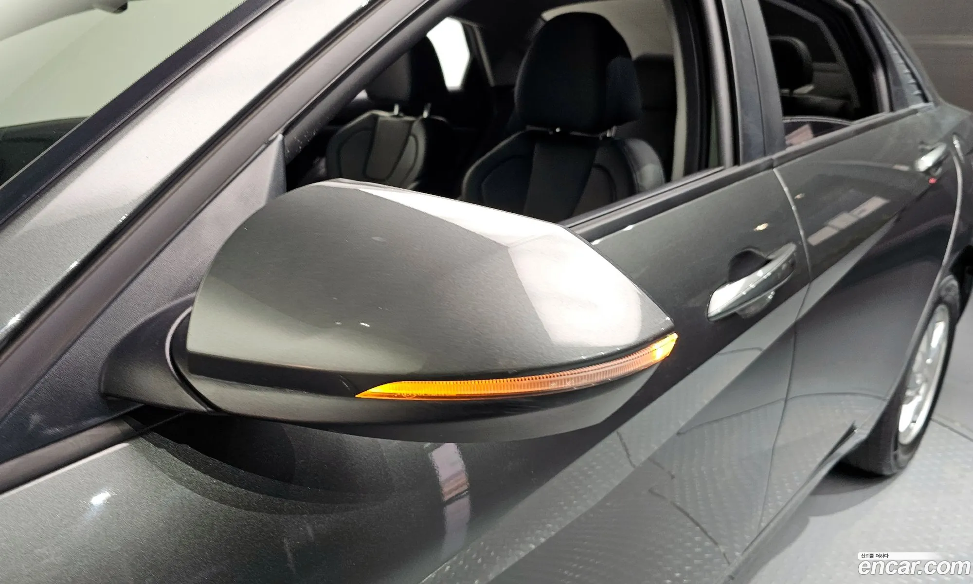 Hyundai Elantra 2022 — 20