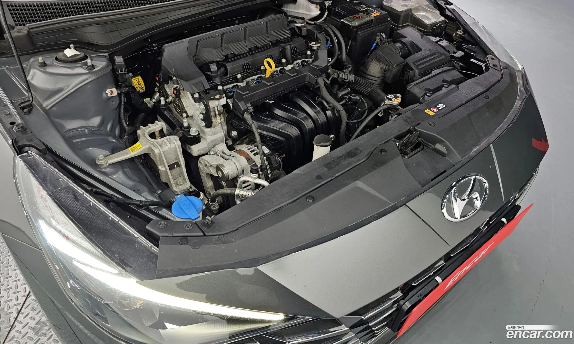Hyundai Elantra 2022 — 14