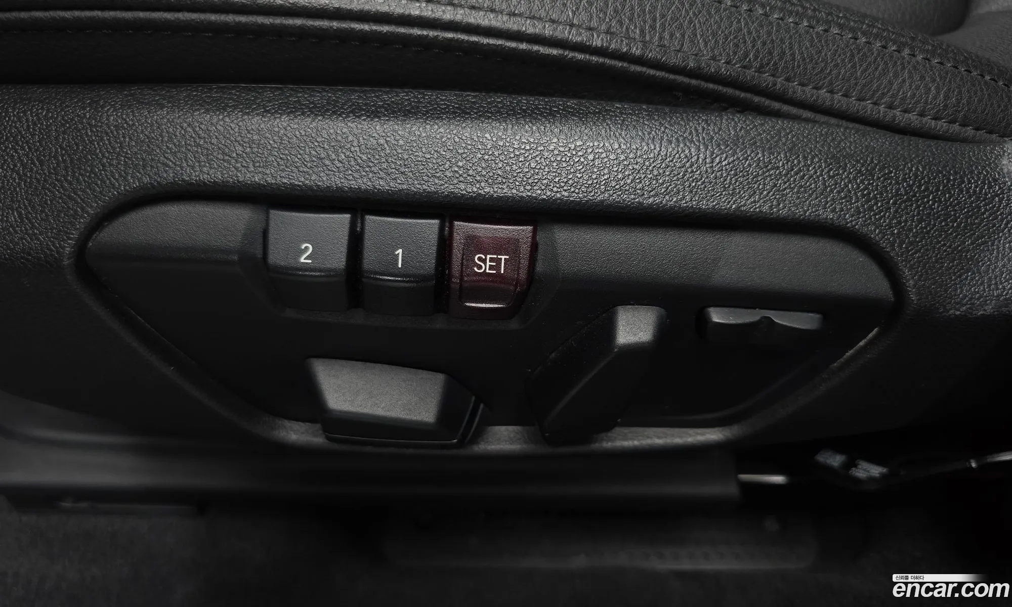 BMW X2 2021 WBA11DF08M5S81003 — 30