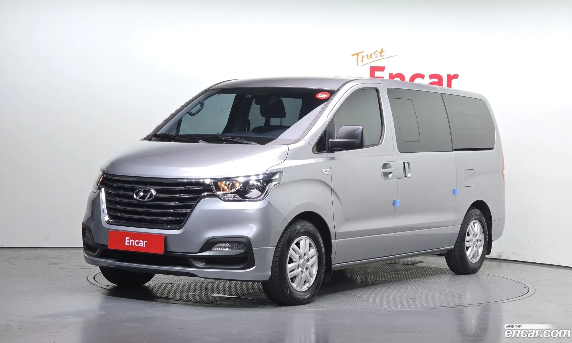Hyundai Grand Starex 2020 — 27