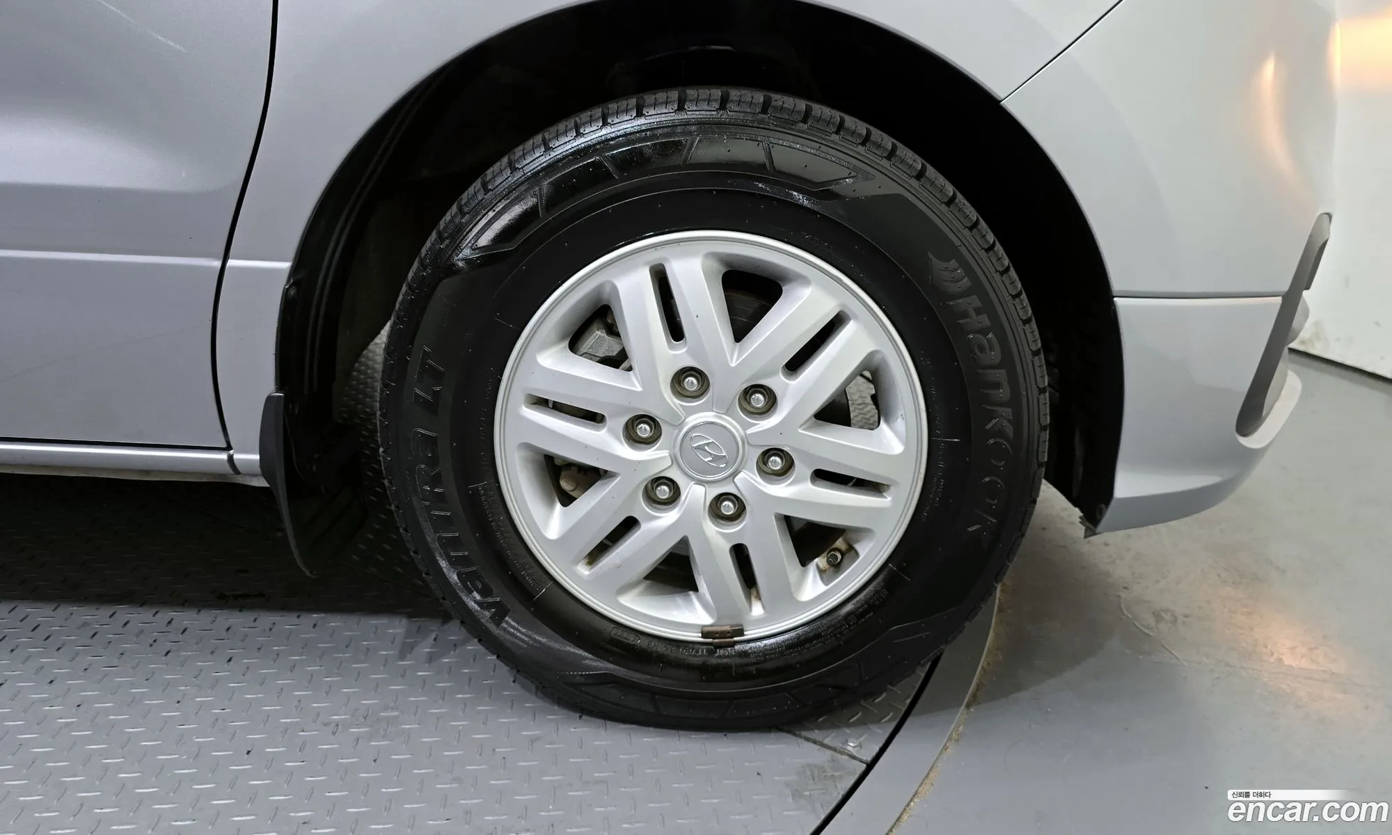 Hyundai Grand Starex 2020 — 16