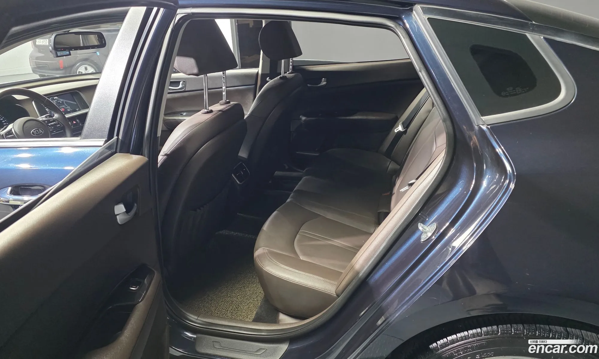 Kia K5 2018 KNAGU411BKA272412 — 21