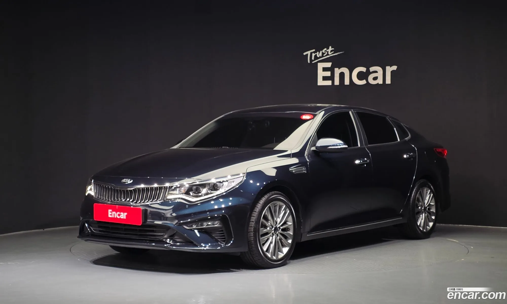 Kia K5 2018 KNAGU411BKA272412 — 28