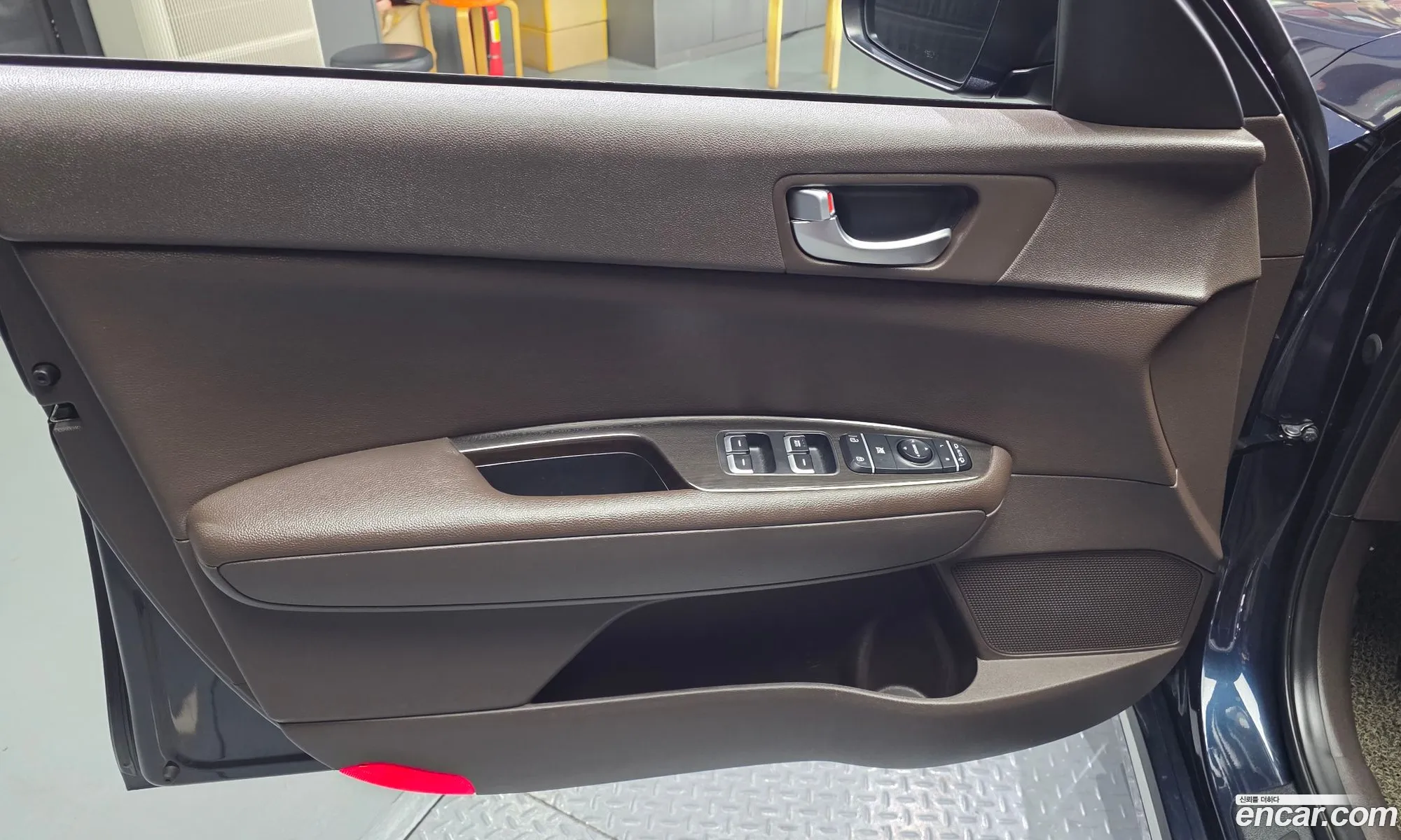 Kia K5 2018 KNAGU411BKA272412 — 13