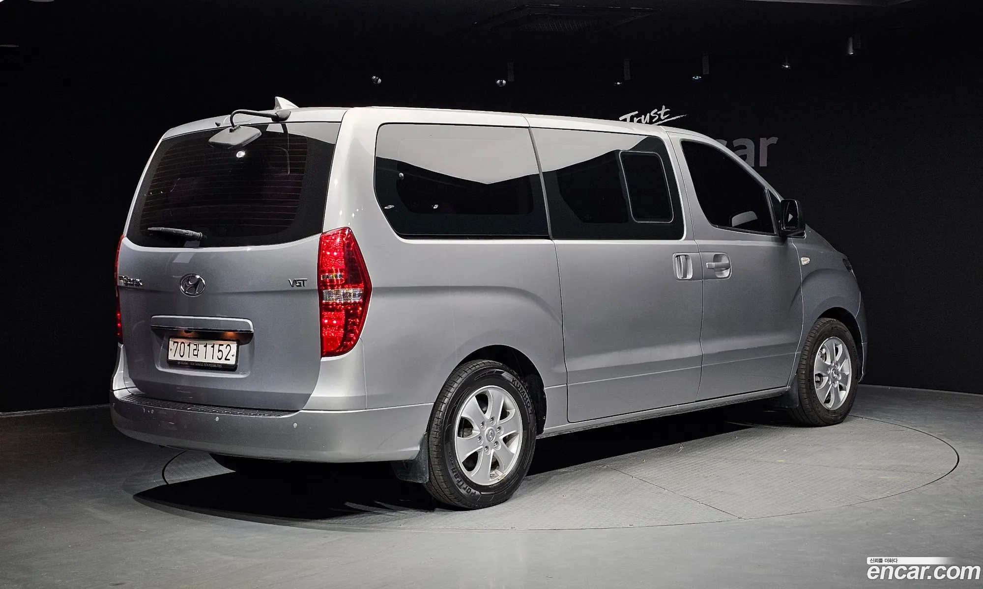Hyundai Grand Starex 2019 — 11