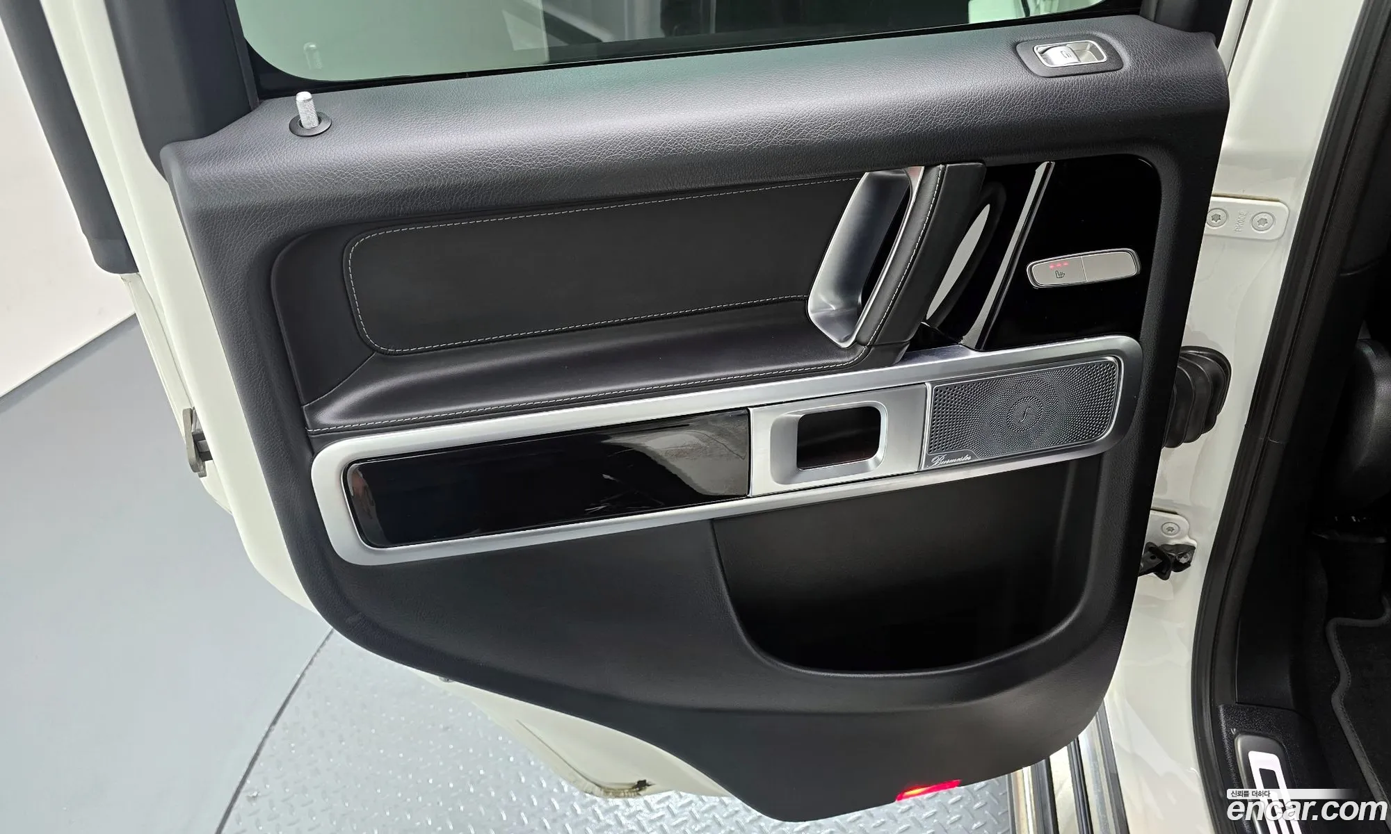 Mercedes-Benz G-Class W463b 2023 — 29