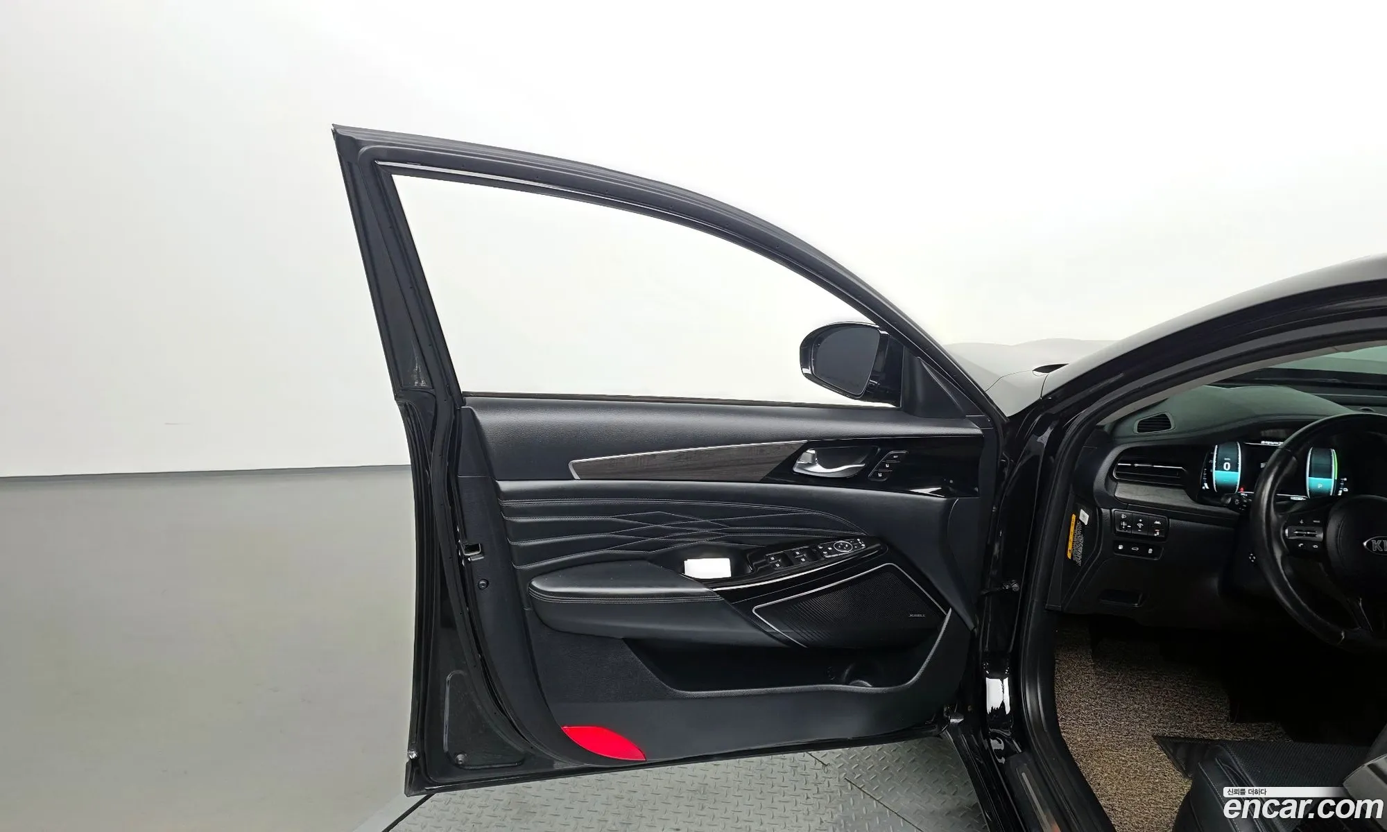 Kia K7 Premier Hybrid 2019 — 33