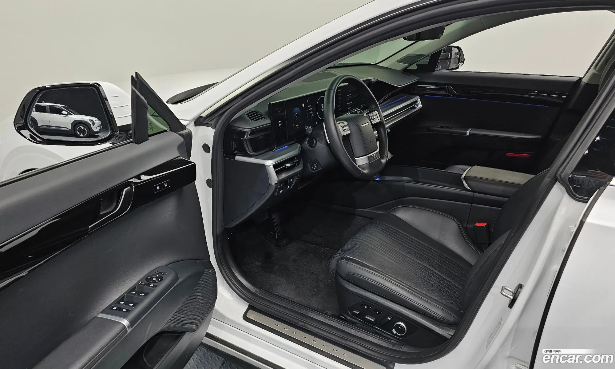 Hyundai Grandeur 2023 — 12