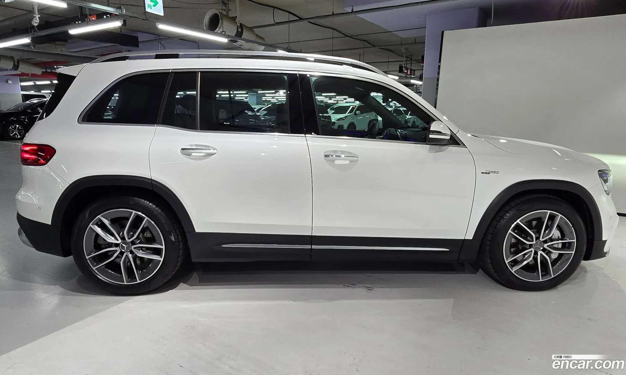 Mercedes-Benz GLB-Class X247 2025 — 9