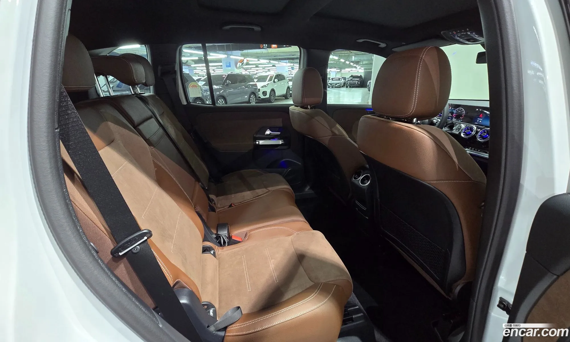 Mercedes-Benz GLB-Class X247 2025 — 4