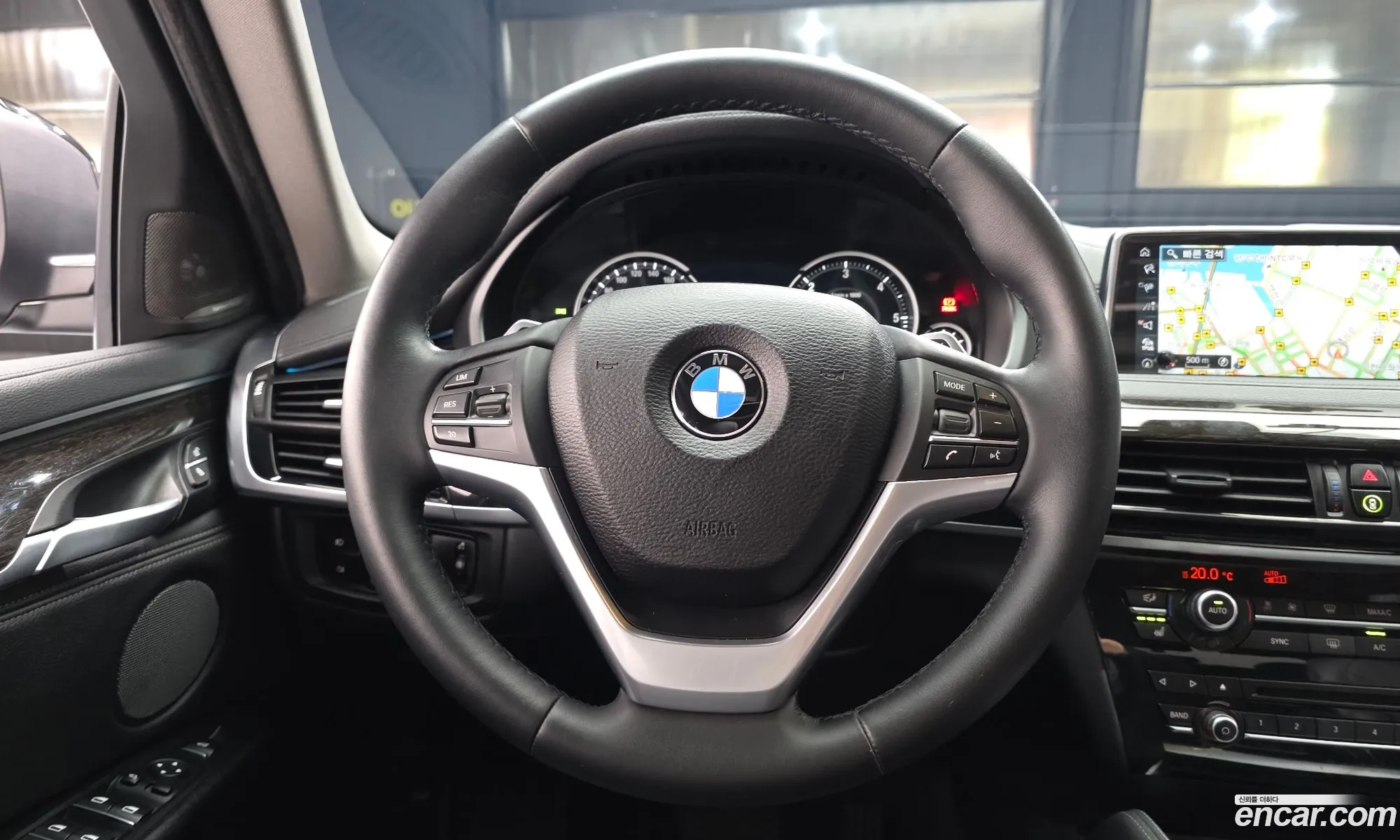 BMW X6 2017 — 14