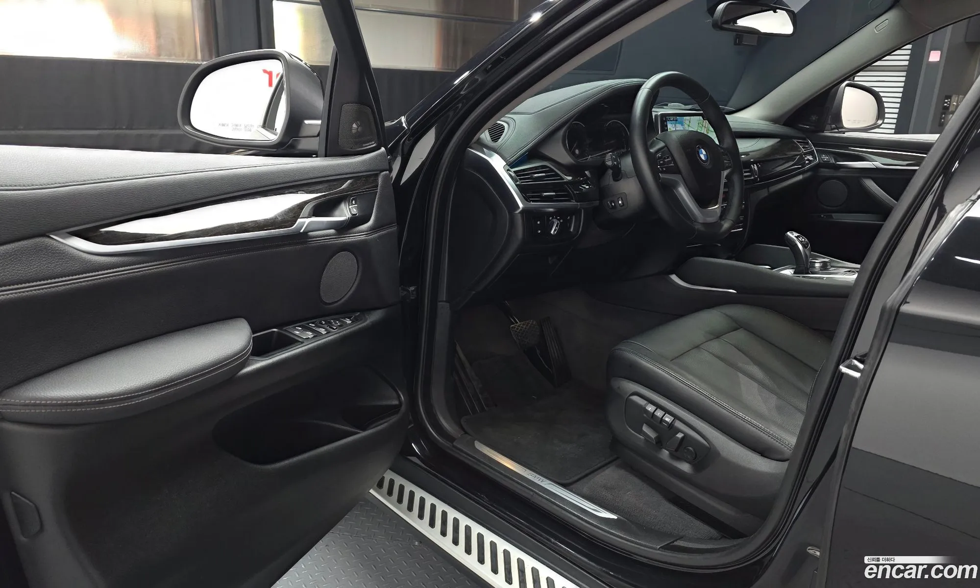 BMW X6 2017 — 32