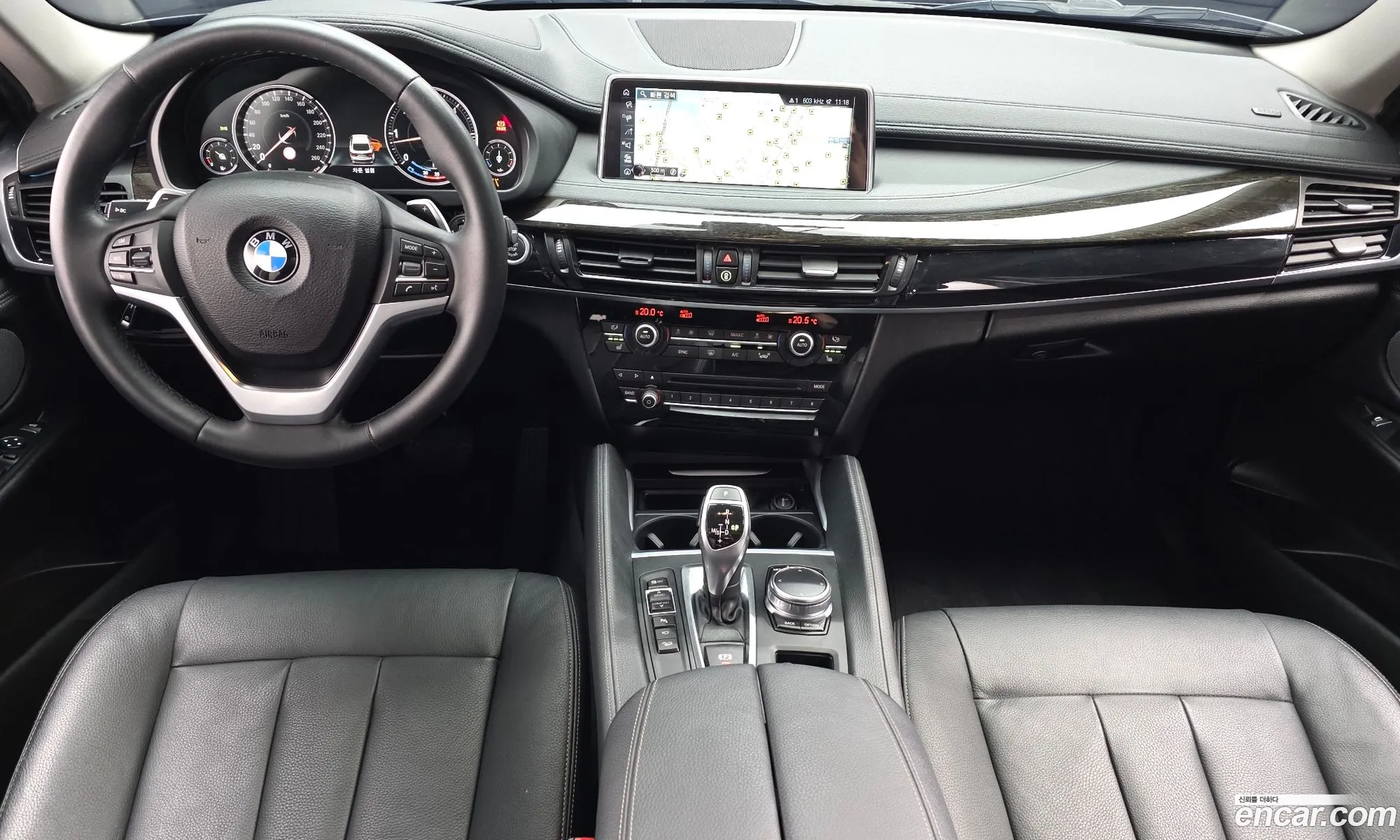 BMW X6 2017 — 33